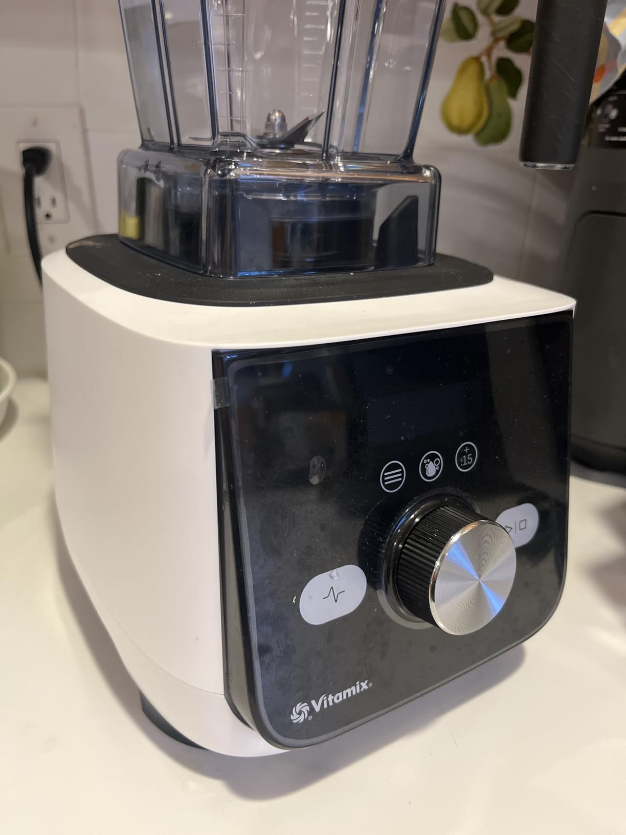 Vitamix Ascent X5 Blender with 10 Blending Programs, Self-Cleaning Program, 48 Oz Container, Brushed Stainless customer photo 2
