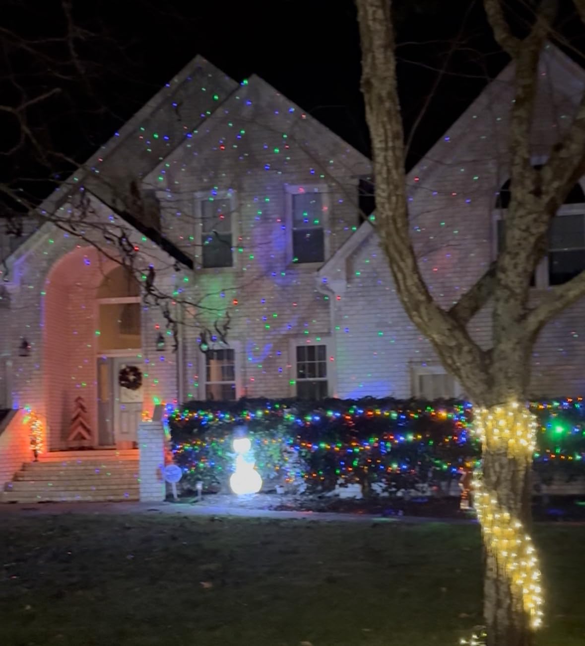 Christmas Projector Lights Outdoor, Thick Metal Housing Laser Light Projector, RGB 3 Colors Christmas Decorations Twinkles Moving Light Show, Holiday Projector for House/Garden/Party/Wedding customer photo 1