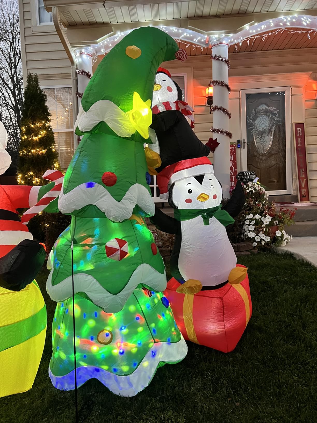 Christmas Inflatables Outdoor Decorations, with Rotating Colored Light+LED Lights, Large Blow Up Yard Decor, Christmas Party Outdoor, Yard, Garden, Lawn Winter (7 FT Penguins Climbing Tree) customer photo 2