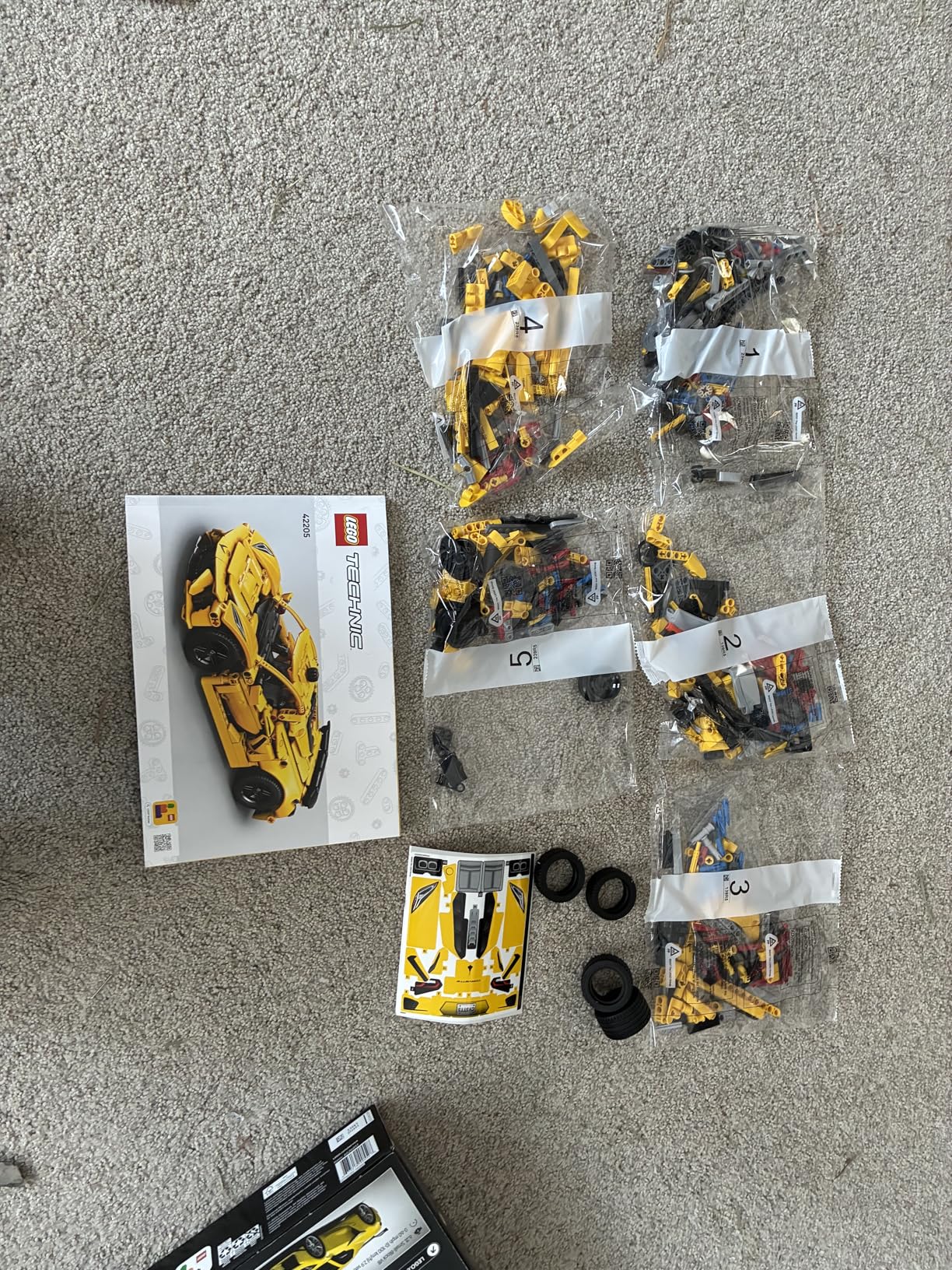 LEGO Technic Chevrolet Corvette Stingray Toy Car - Building Toy Set for Kids, Boys and Girls, Ages 9+ - Model Car Kit for Display - Gift Idea for Birthday - 42205 customer photo 2