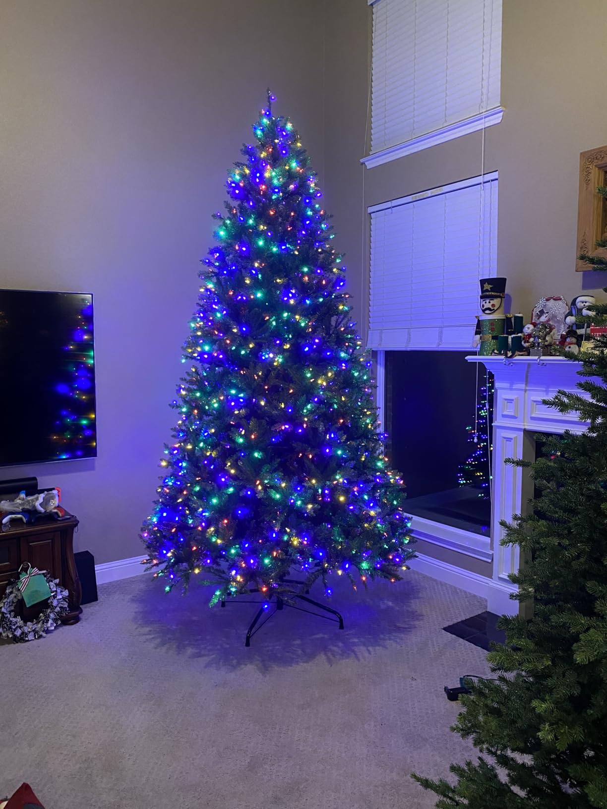 Liberty Lifestyle Christmas Tree 9 ft- Pre-Lit White and Multi-Color Premium LED Lights - Artificial Full Christmas Tree Includes Stand, Remote, and Free Bag customer photo 2