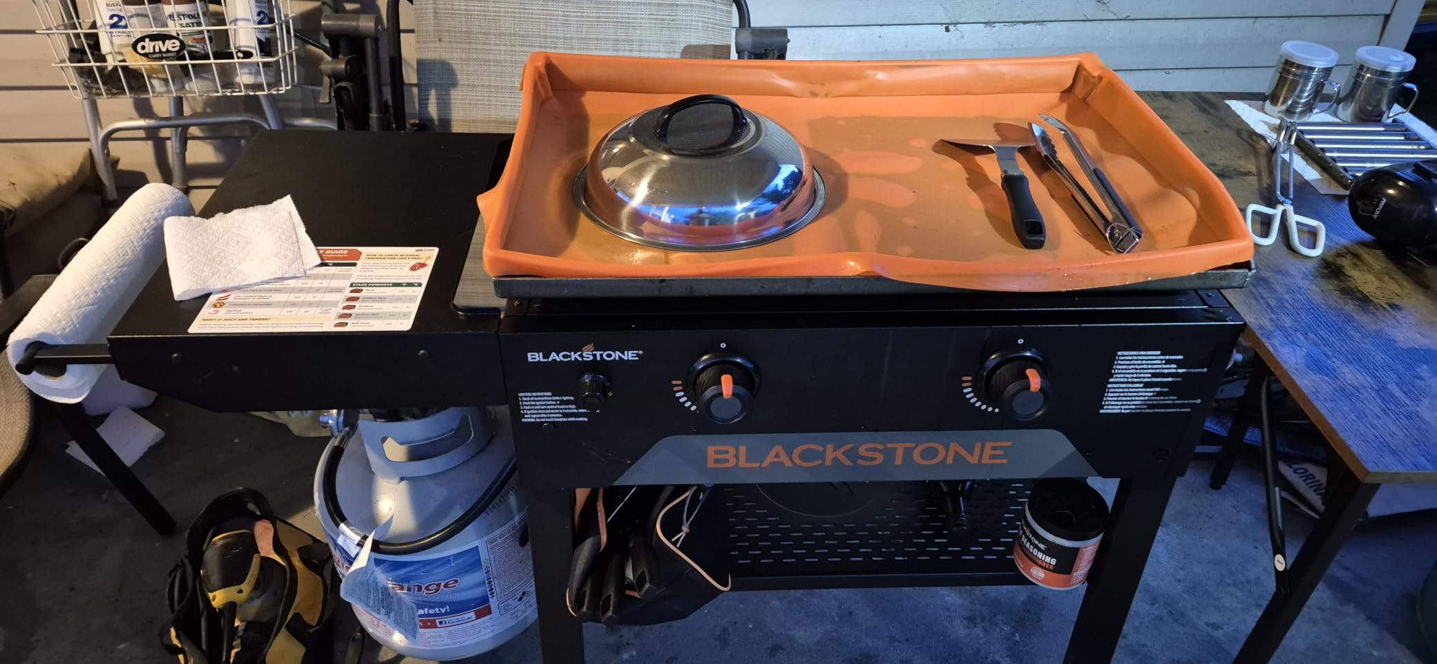 Blackstone 28 Inch Original Omnivore Griddle 2206, 2 Burner Outdoor Flat Top Grill, Propane customer photo 1