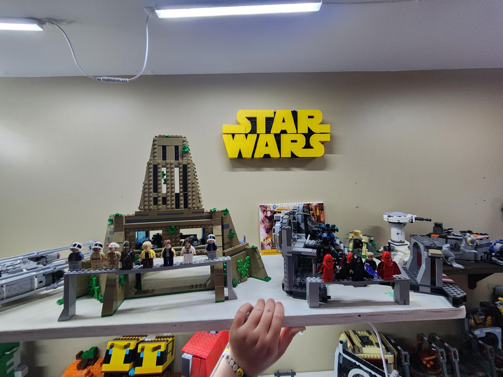 LEGO Star Wars Brick-Built Star Wars Logo - Building Set for Adults 18+ - Star Wars Gift Idea for Birthdays - Collectible DIY Model Kit - Home Decor Idea for Fans of The Movie Series - 75407 customer photo 1