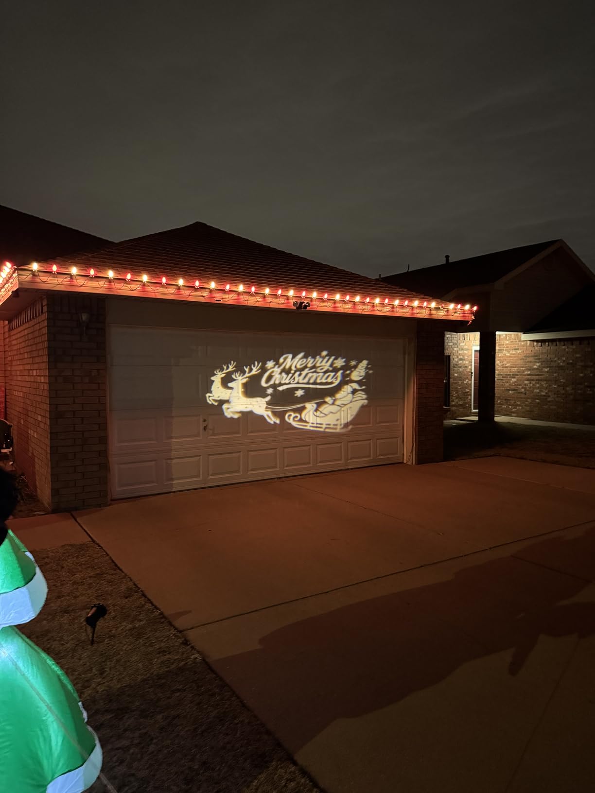 3D Dynamic Christmas Projector Lights Outdoor Indoor-2025 Upgrade Santa in Sleigh Christmas Decorations, Waterproof Holiday Projector Lights for Window Ground Roof Wall Yard Xmas Decor customer photo 2