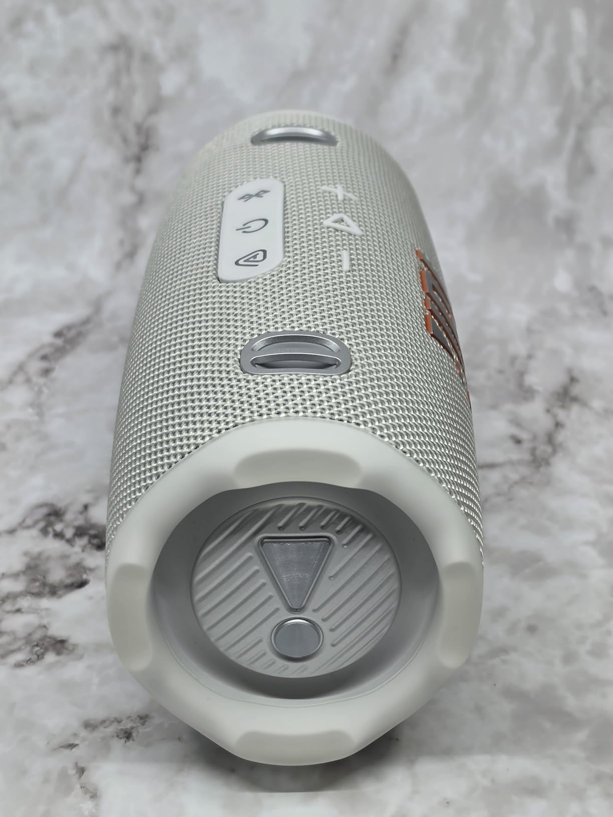JBL Charge 6 Portable Bluetooth Speaker, Waterproof, Drop-Proof - Black | Long Battery Life Up To 28 Hours, Quick Charging, Built-In Powerbank customer photo 1