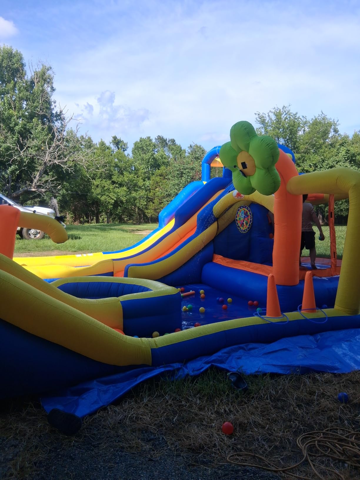 WELLFUNTIME 14 in 1 Inflatable Water Park with 3 Slides Bounce House, Dartboard, Ring Toss Game, 650W Blower, Backyard Waterslide for Kids customer photo 1