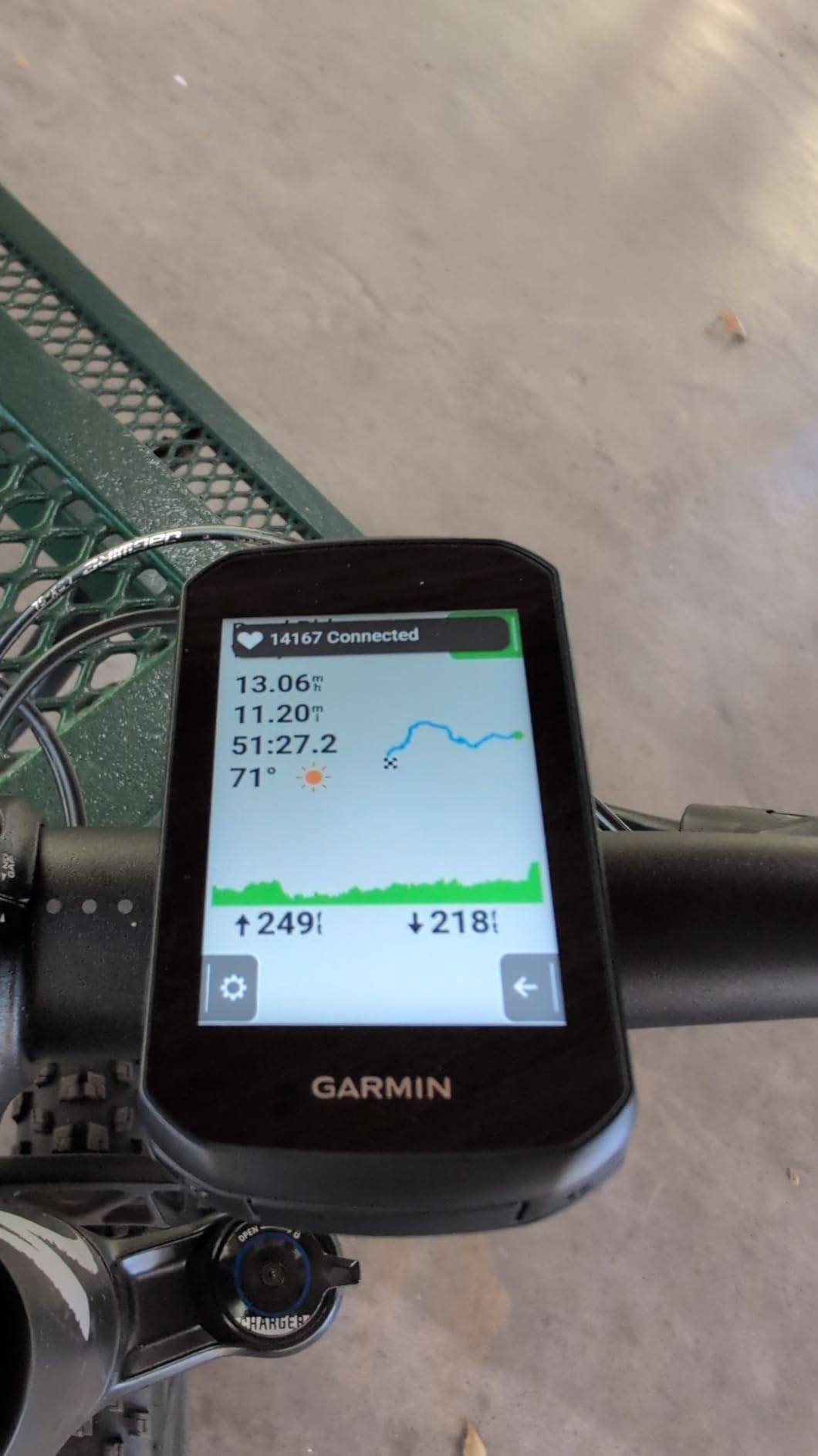 Garmin Edge 550, Compact GPS Cycling Computer, Vivid Color Display, Bike-Specific Mapping, Advanced Training and Performance Insights customer photo 2