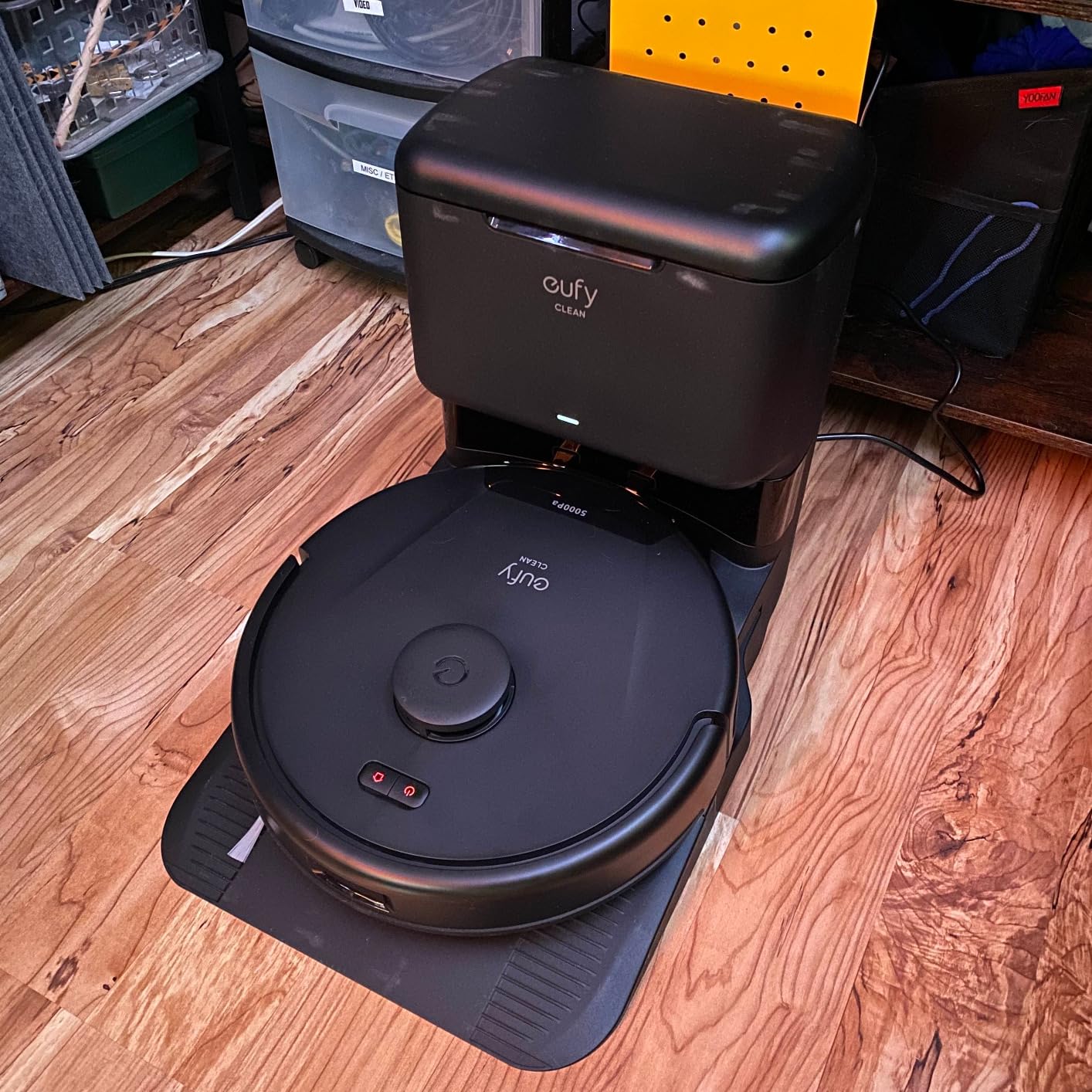 eufy Like-New E25 Omni Robot Vacuum and Mop Combo, HydroJet System, 20,000Pa Turbo Suction, Zero-Tangle Design, Edge-to-Corner Deep Cleaning, Auto-Empty & Self-Cleaning All-in-One Station (Renewed) customer photo 2