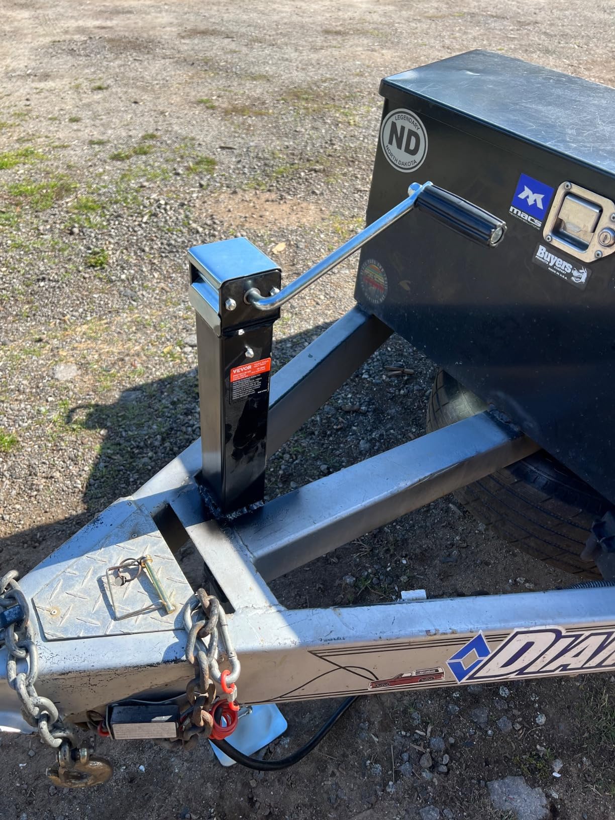 VEVOR Heavy-Duty Trailer Jack, 12,000 lbs Load Capacity, Sidewind Square Direct Weld-on Trailer Jack with Handle Crank, Adjustable Drop Leg, 26-Inch Travel for Lifting RV, Utility, Yacht Trailers customer photo 1