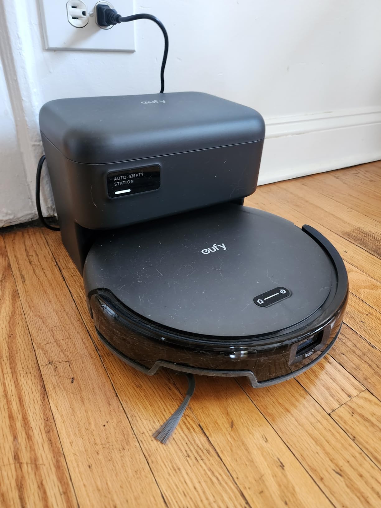 eufy C10 Robot Vacuum Self Emptying, 8 Weeks Hands Free, Advanced Smart Mapping with LiDAR Navigation, 2.85-Inch Slim Design, Powerful Suction, Edge Expansion Brush for Pet Hair, Carpet Detection customer photo 2