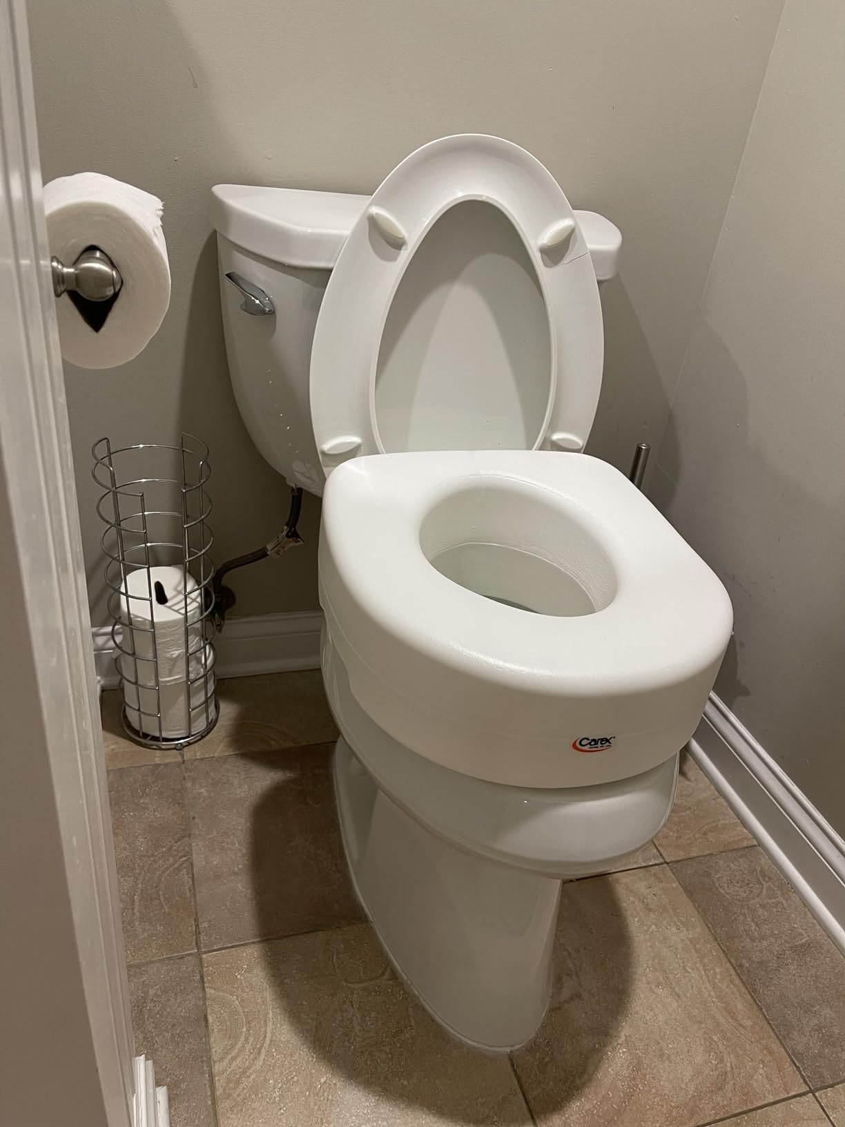 Carex Toilet Seat Riser, Adds 5 Inches of Height, Elevated and Raised Toilet Seat with 300 lbs Capacity, Standard Riser for Elderly and Handicap, Universal, Slip-Resistant, White customer photo 2