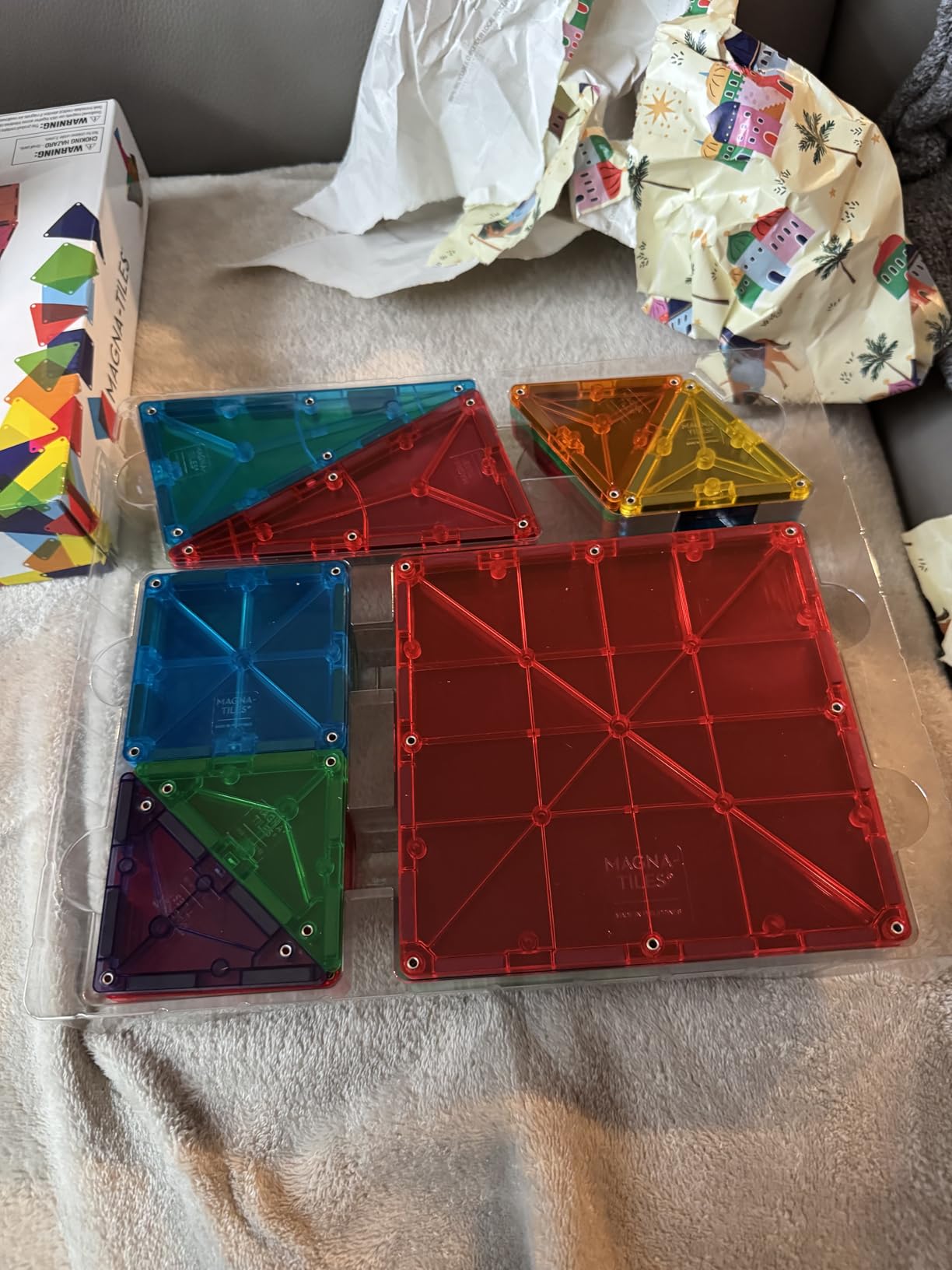 MAGNA-TILES Classic 32-Piece Magnetic Construction Set, The Original Magnetic Building Brand customer photo 2