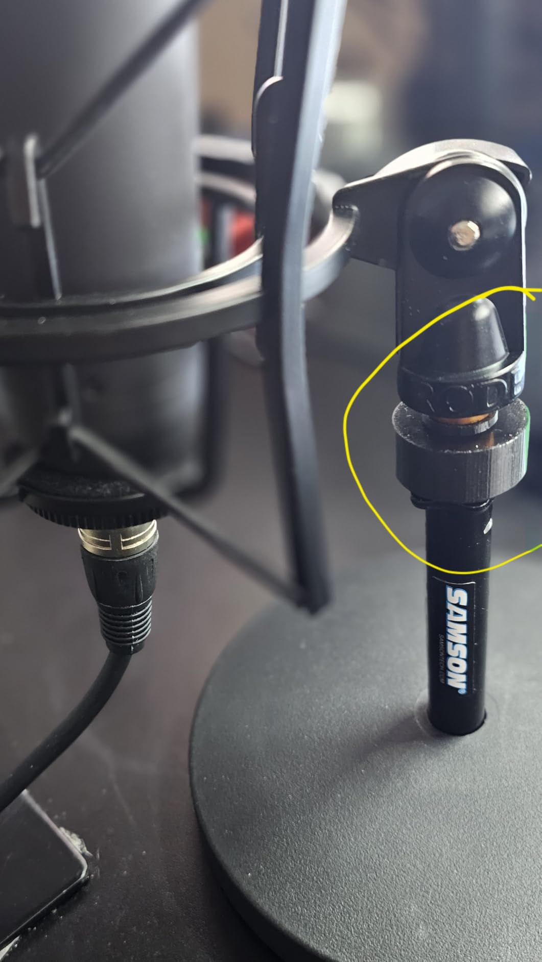 Samson MD5 Desktop Microphone Stand customer photo 1