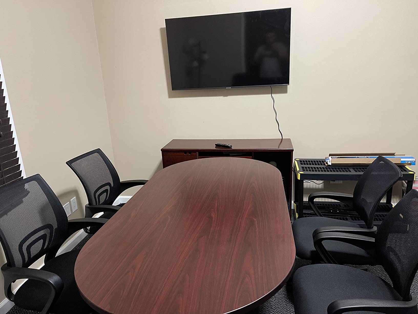Lorell LLR87272 Oval Conference Table, Top and Base, 72