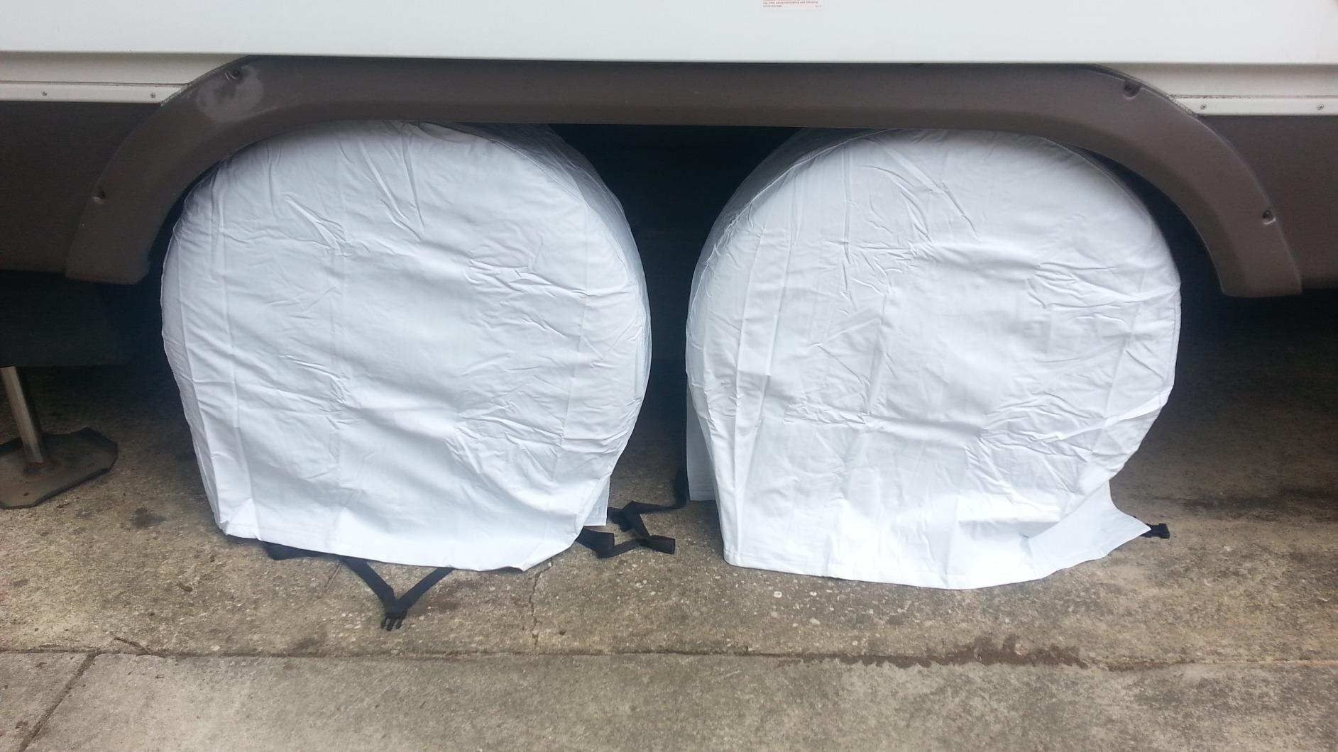 Camco 45322 Vinyl RV Wheel & Tire Protector, 1 Pair (27 inches-29 inches, White) customer photo 2