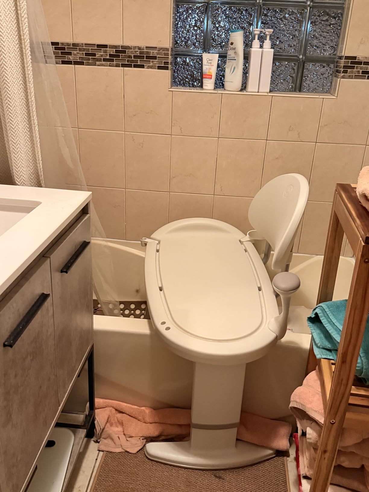 Moen Home Care Bath Safety Tub Transfer Bench, Shower Chair for Elderly and Disabled with Adjustable Height, Handicap Accessories for Daily Living, DN7105 customer photo 1