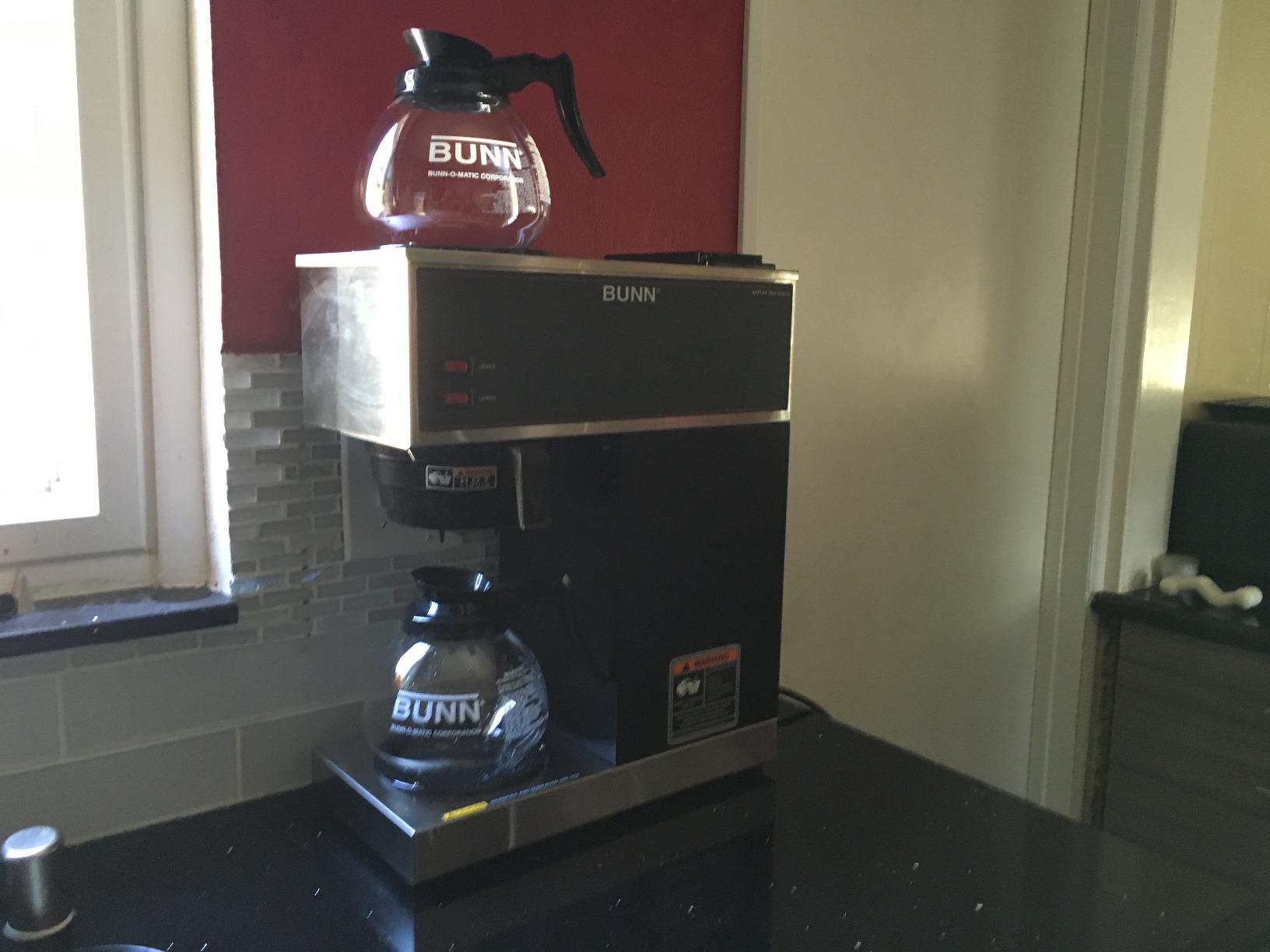 BUNN 33200.0015 VPR-2GD 12-Cup Pourover Commercial Coffee Brewer with Upper and Lower Warmers and Two Glass Decanters, Black, Stainless, Standard customer photo 2