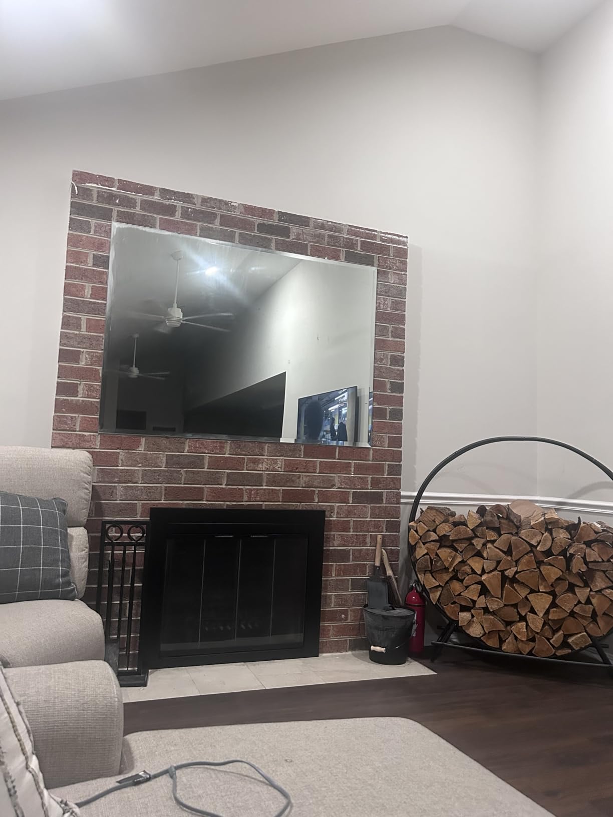 Pleasant Hearth AT-1001 1111 Fireplace Screen, Black Medium customer photo 1