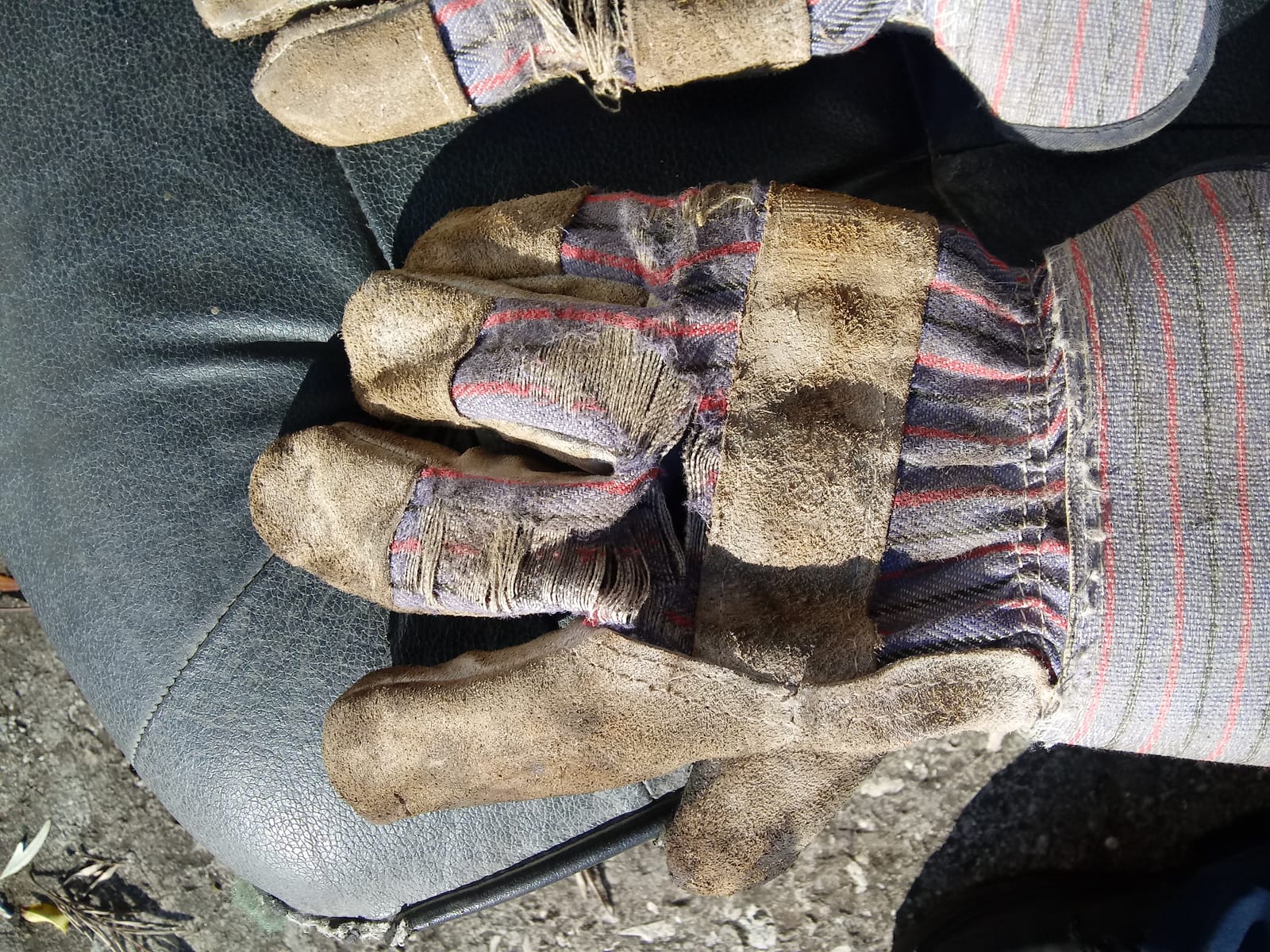 G & F Products Leather Work Gloves for Construction, Gardening and General Work customer photo 1
