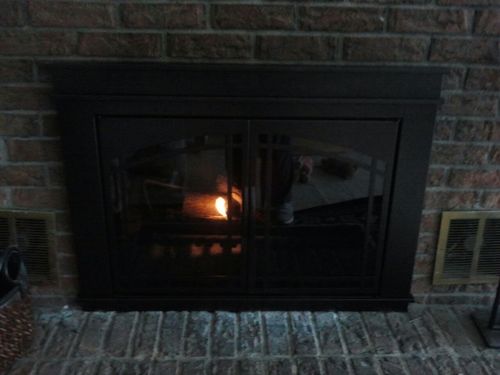Pleasant Hearth FN-5700 Fenwick Fireplace Glass Door, Oil Rubbed Bronze, Small customer photo 2