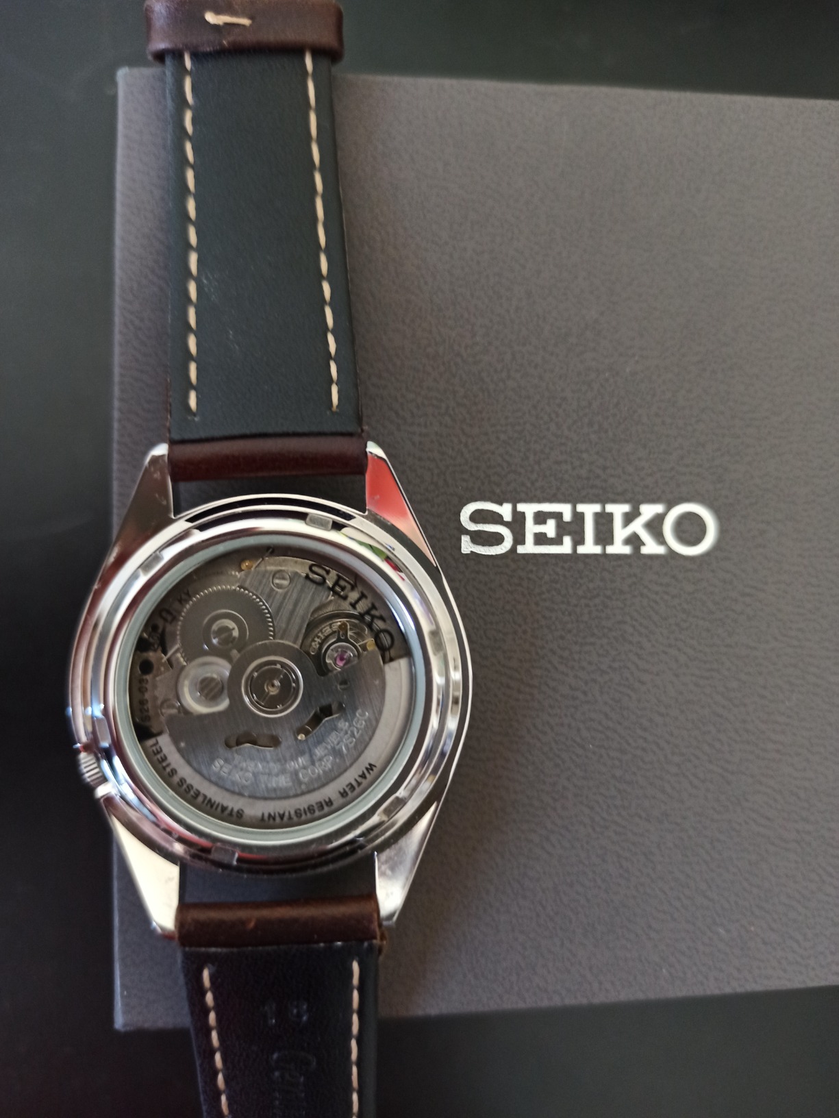 SEIKO Automatic Watch for Men 5-7S Collection | Day/date Calendar, Luminous Hands, Stainless Steel Case & Bracelet, Black Dial, 7S26 Automatic Movement, 30M Water-Resistant customer photo 2