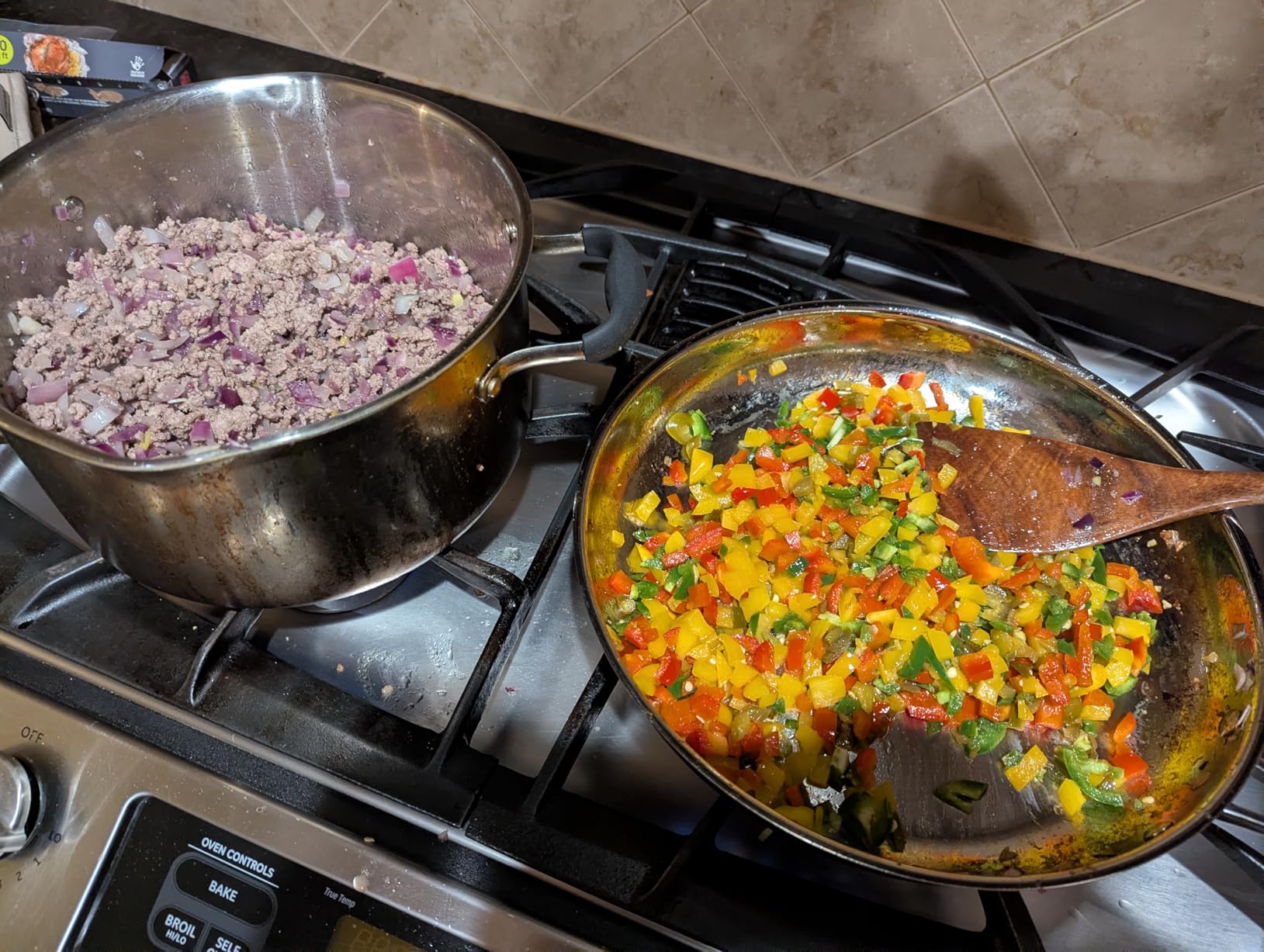 Cuisinart 12 Inch Skillet with Glass Cover, Chef's Classic Collection, 722-30G customer photo 1