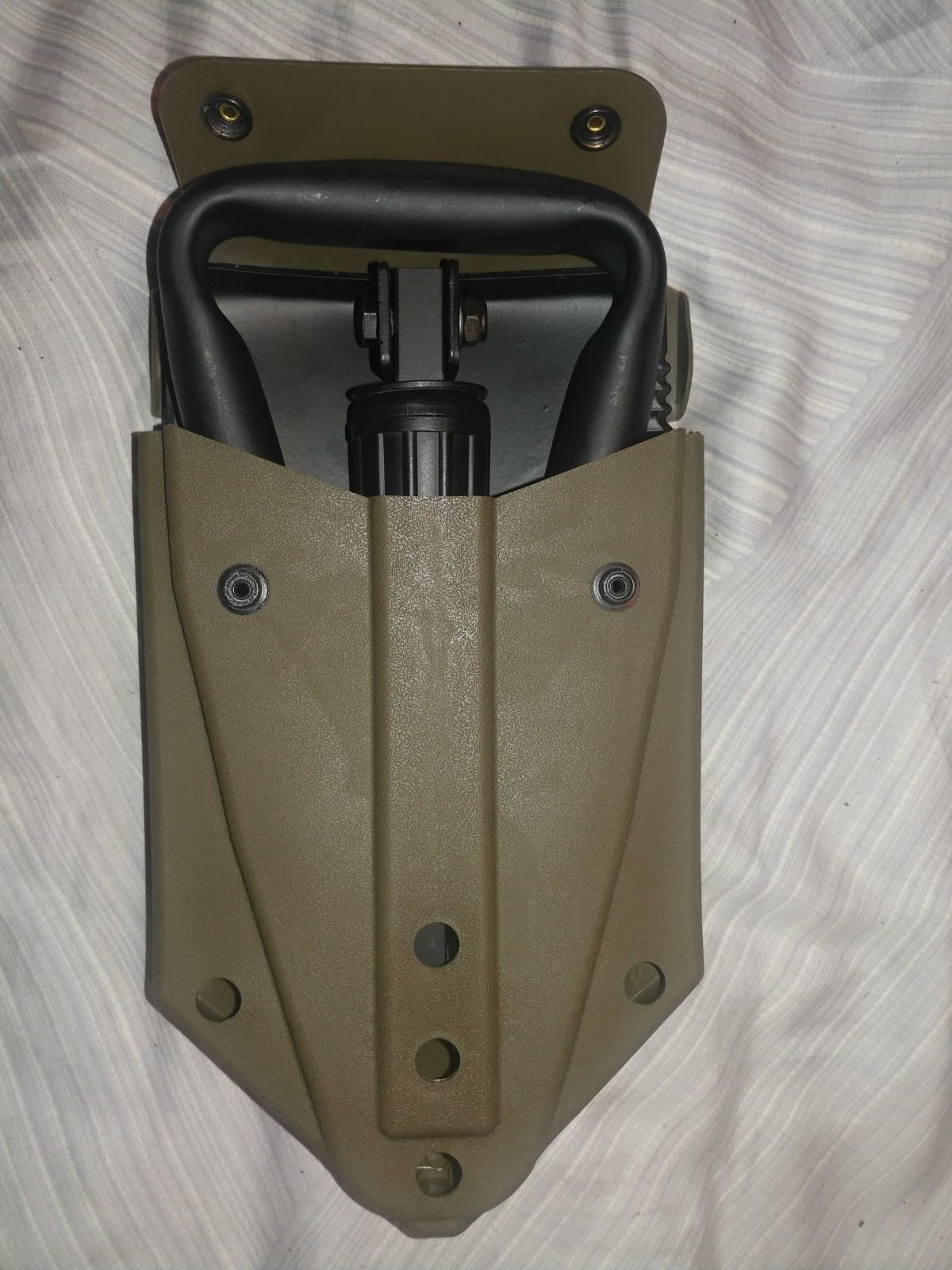 Tri-Fold Entrenching Tool (E-Tool), Genuine Military Issue, with Shovel Cover | Compact Folding Field Shovel | Metal Alloy Build | Includes Carry Pouch customer photo 2