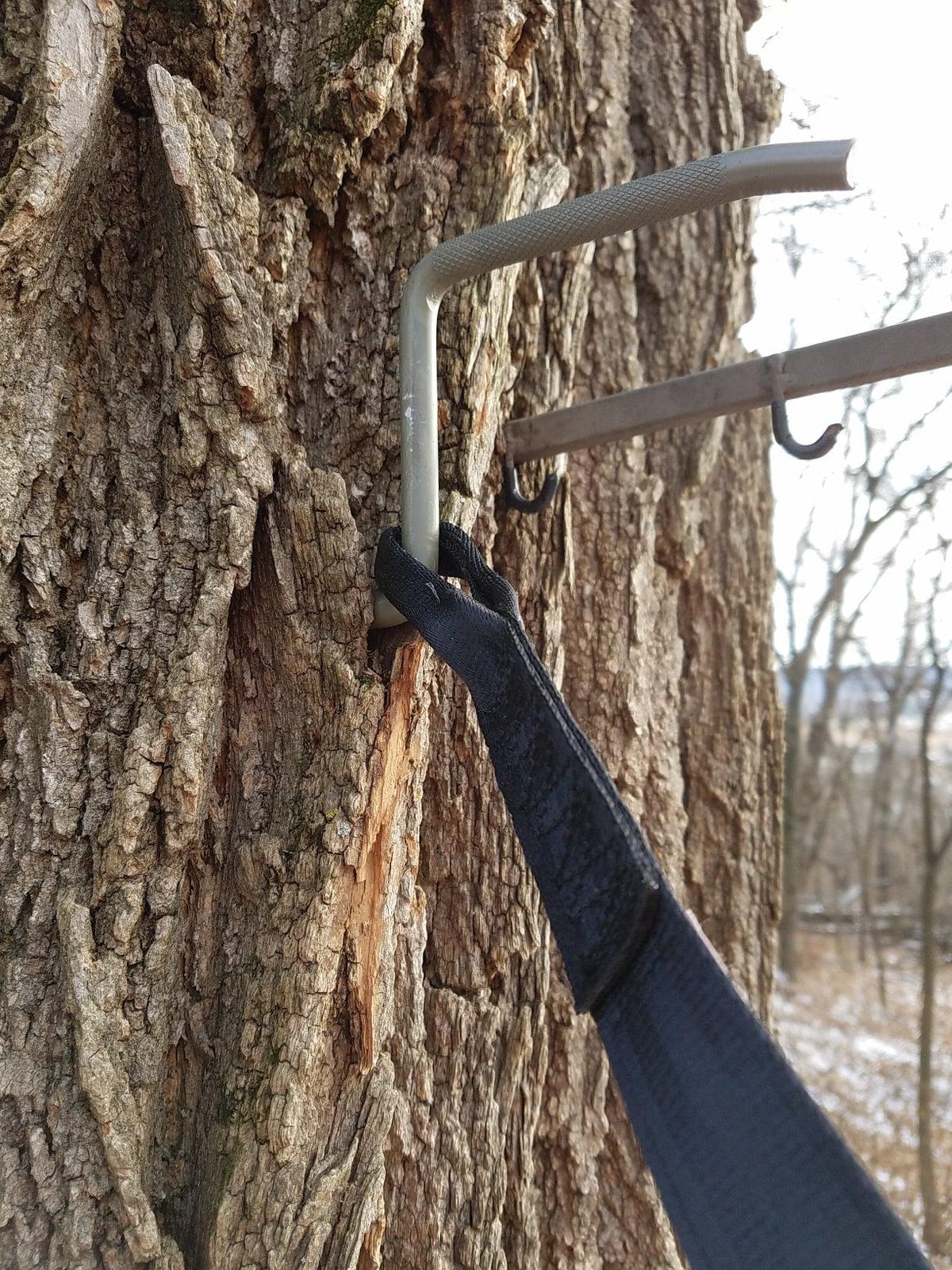 Hunter Safety System X-1 Bow-Hunter Harness for Tree-Stand Hunting, Lightweight Comfortable Safe All-Season Great Mobility, Small/Medium, Camo customer photo 2