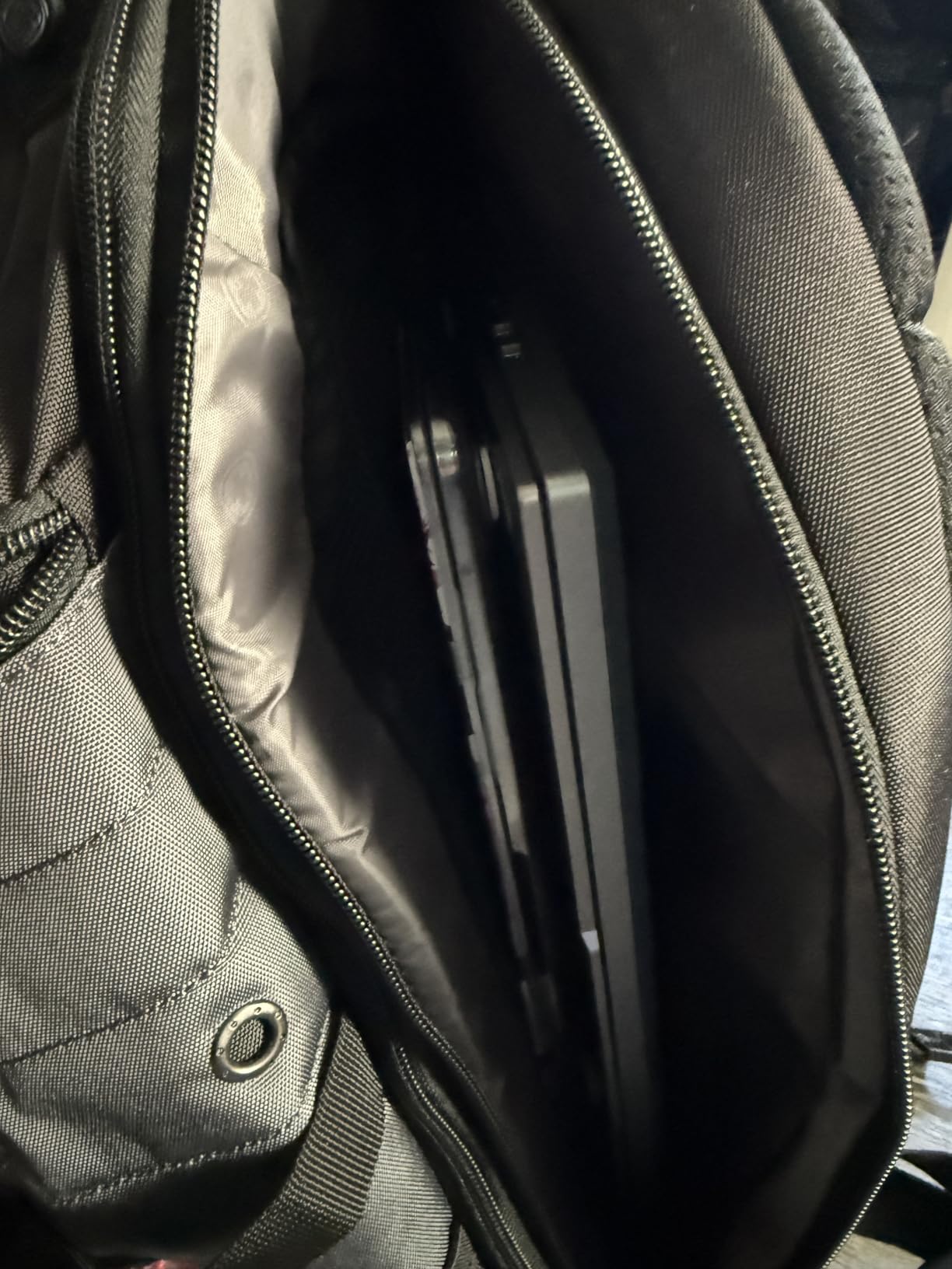 SWISSGEAR 1900 ScanSmart Laptop Backpack, Fits Most 17-Inch Laptops, TSA-Friendly Lay-Flat Design, RFID Protection, and Tablet Pocket, Black, 31L customer photo 2