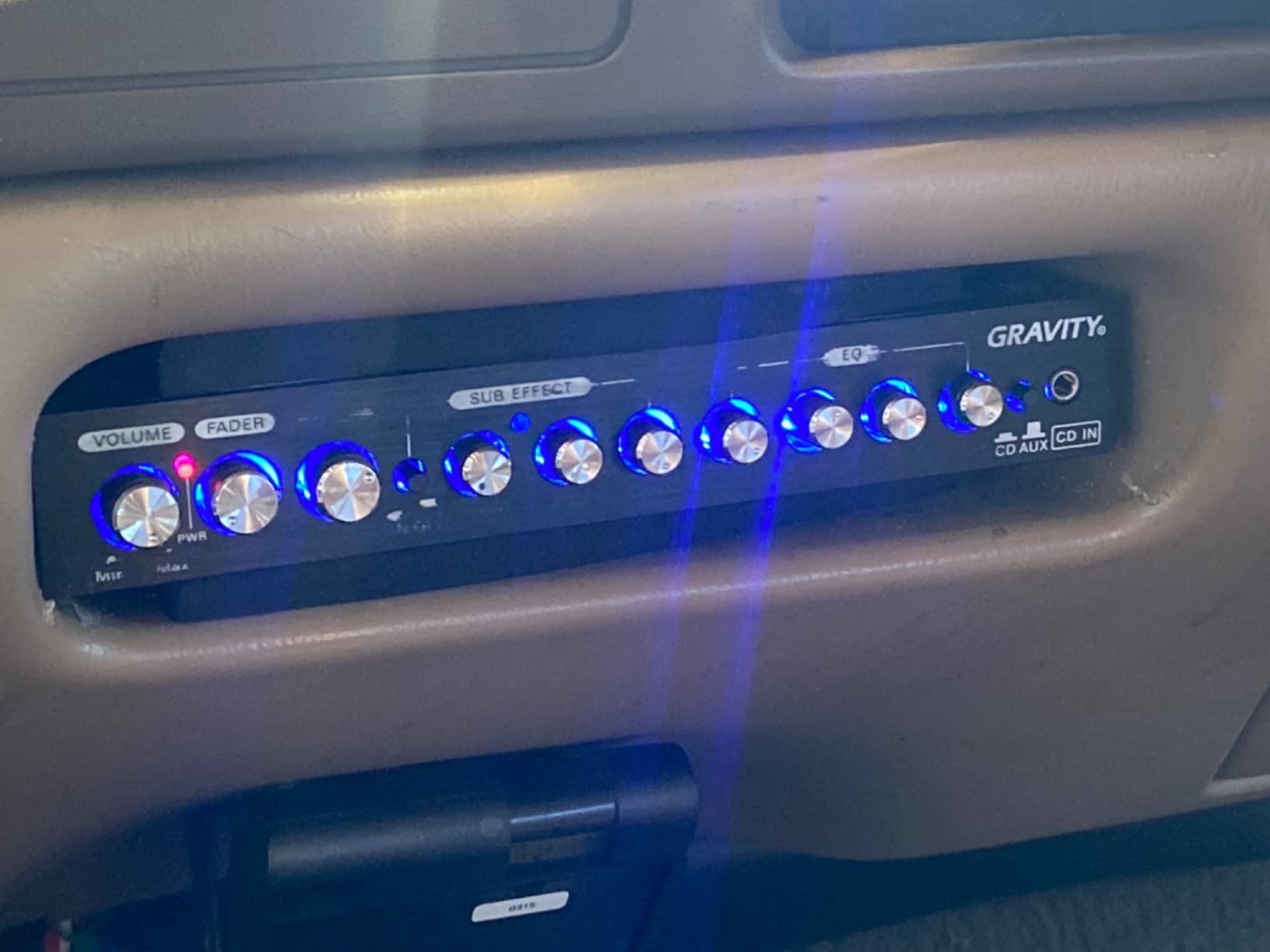 Gravity GR-EQP11 Digital Bass Machine 1/2 Din 9V 4-Way Car Parametric Equalizer w/Front, Rear + Sub Output and Night Illumination customer photo 1