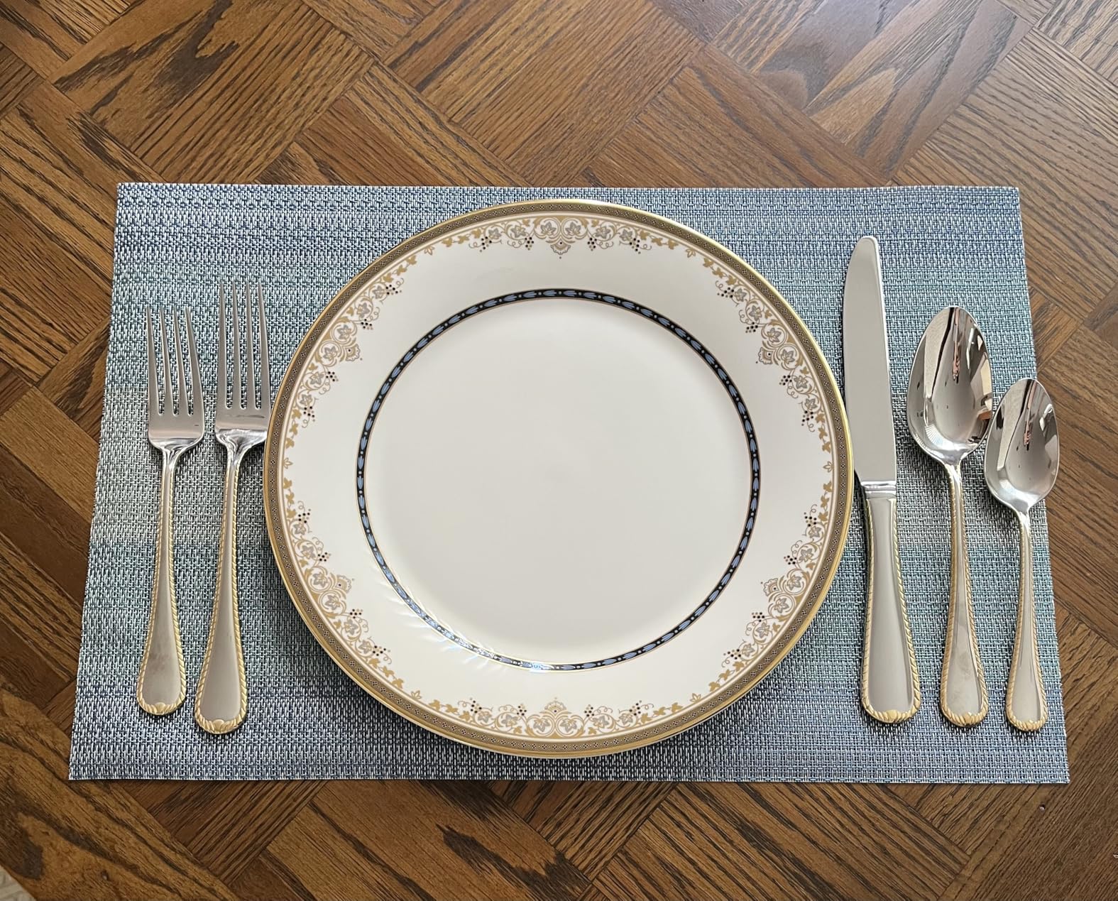 Mikasa, Gold Accent Regent Bead Flatware Service for 12, 65 Piece Set, 18/10 Stainless Steel, Silverware Set with Serving Utensils customer photo 2