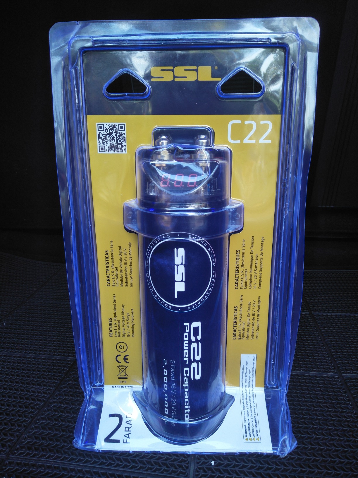 Sound Storm Laboratories C22 Car Capacitor, 2 Farad, Energy Storage customer photo 2