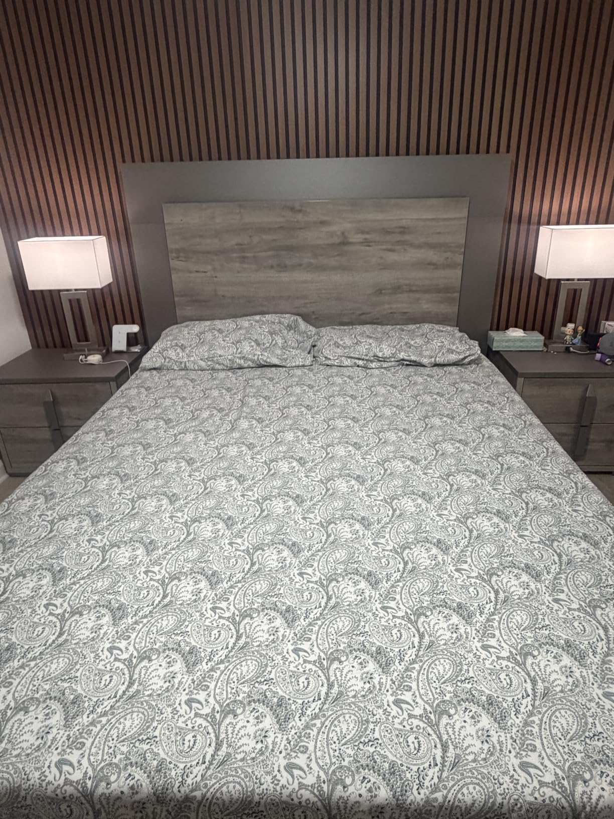 Mellanni Iconic 4-Piece, Ultra Soft Sheet Set (Queen, White) | 10M+ Sleepers. Lab-tested: Sleeps Cool, Stays Bright, Strong, Smooth. Good Housekeeping Best Bedding, 7 yrs running. customer photo 1