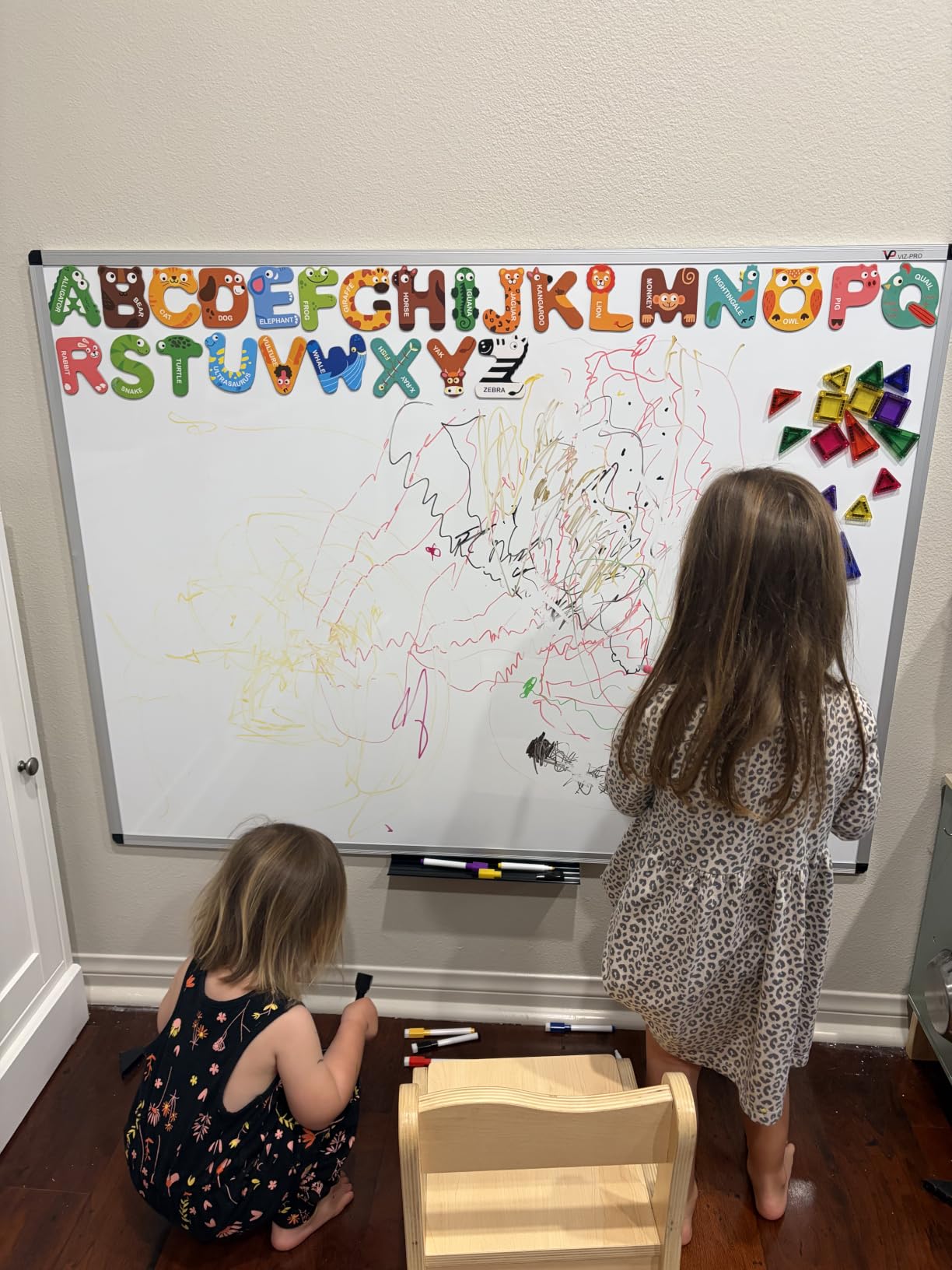 VIZ-PRO Magnetic Dry Erase Board, 36 X 24 Inches, Silver Aluminium Frame customer photo 1