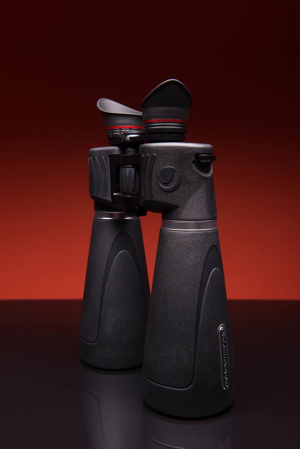 Celestron SkyMaster Pro 15x70 Binoculars for Astronomy & Travel | XLT Fully Multi-Coated Optics,Waterproof & Fogproof,Rubber Armored Body,Astronomy & LongRange Viewing,Tripod Adapter Included customer photo 2