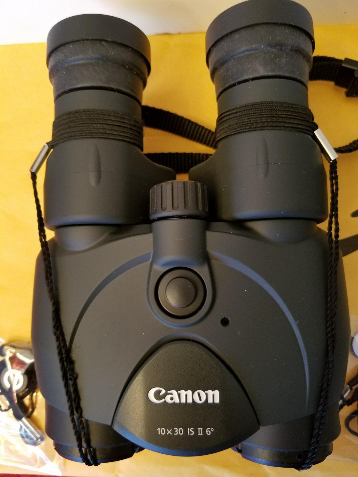 Canon 10x30 Image Stabilization II Binoculars | Eco-Friendly Lead-Free Glass customer photo 2