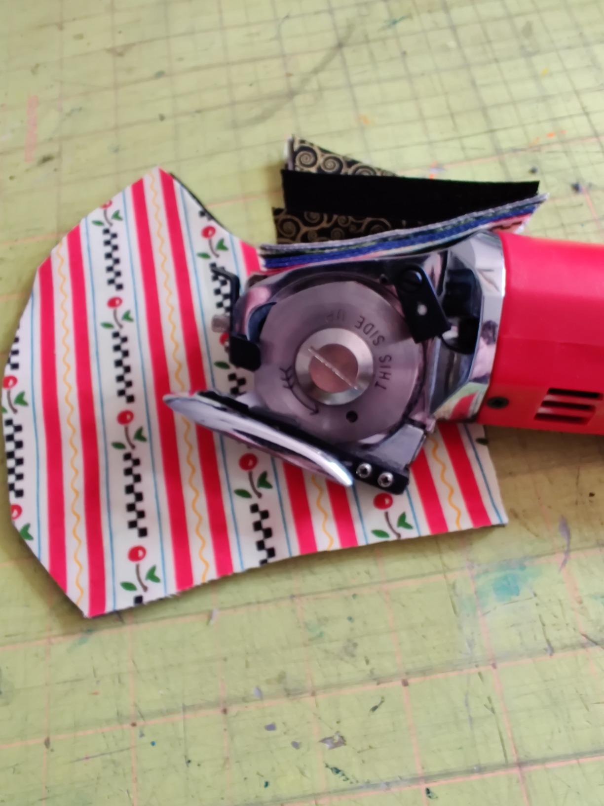 Allstar AS-100K Electric Rotary Fabric Cutter / 110 Volt customer photo 1