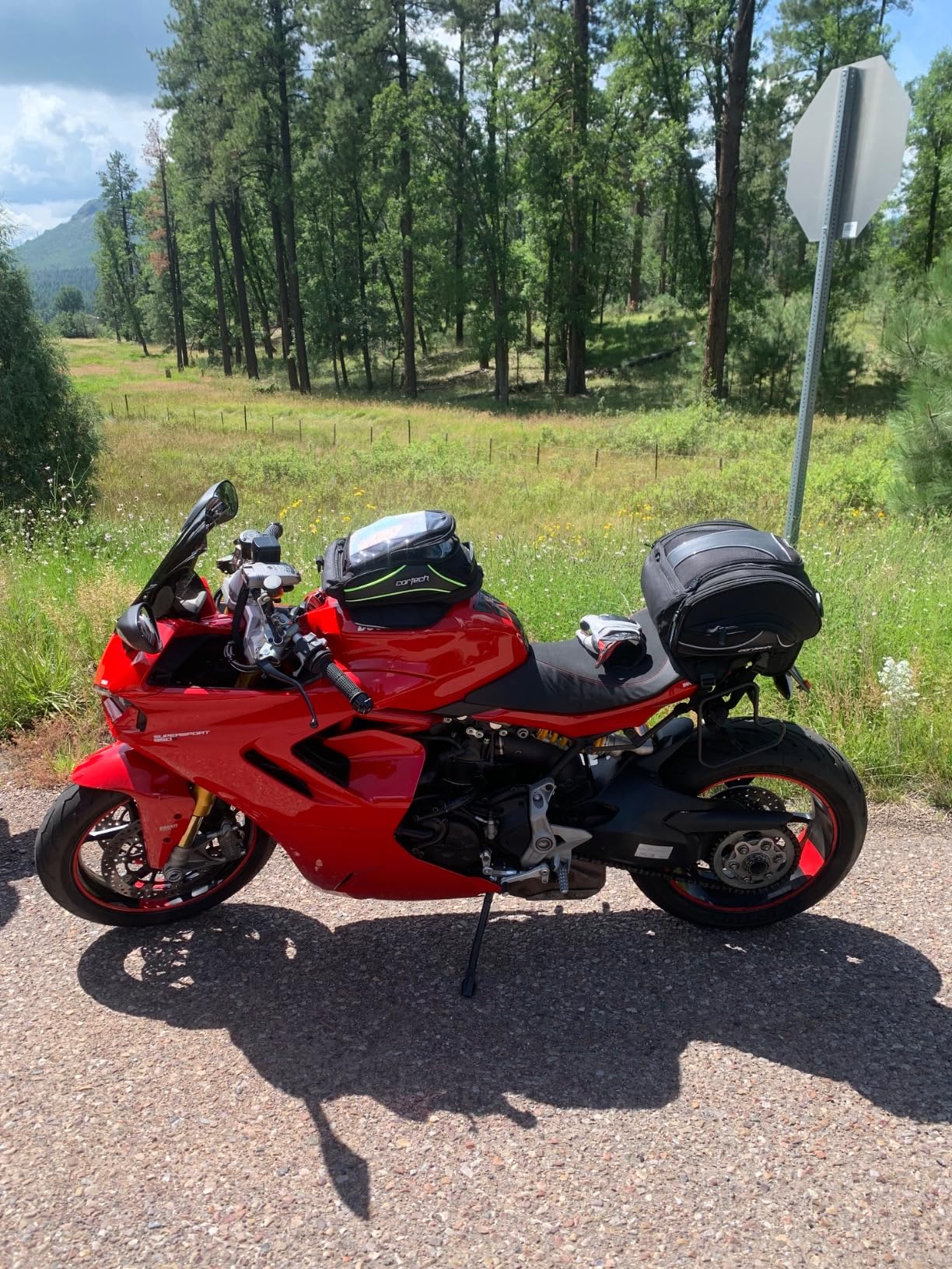 cortech Super 2.0 10L Motorcycle Tank Bag customer photo 2