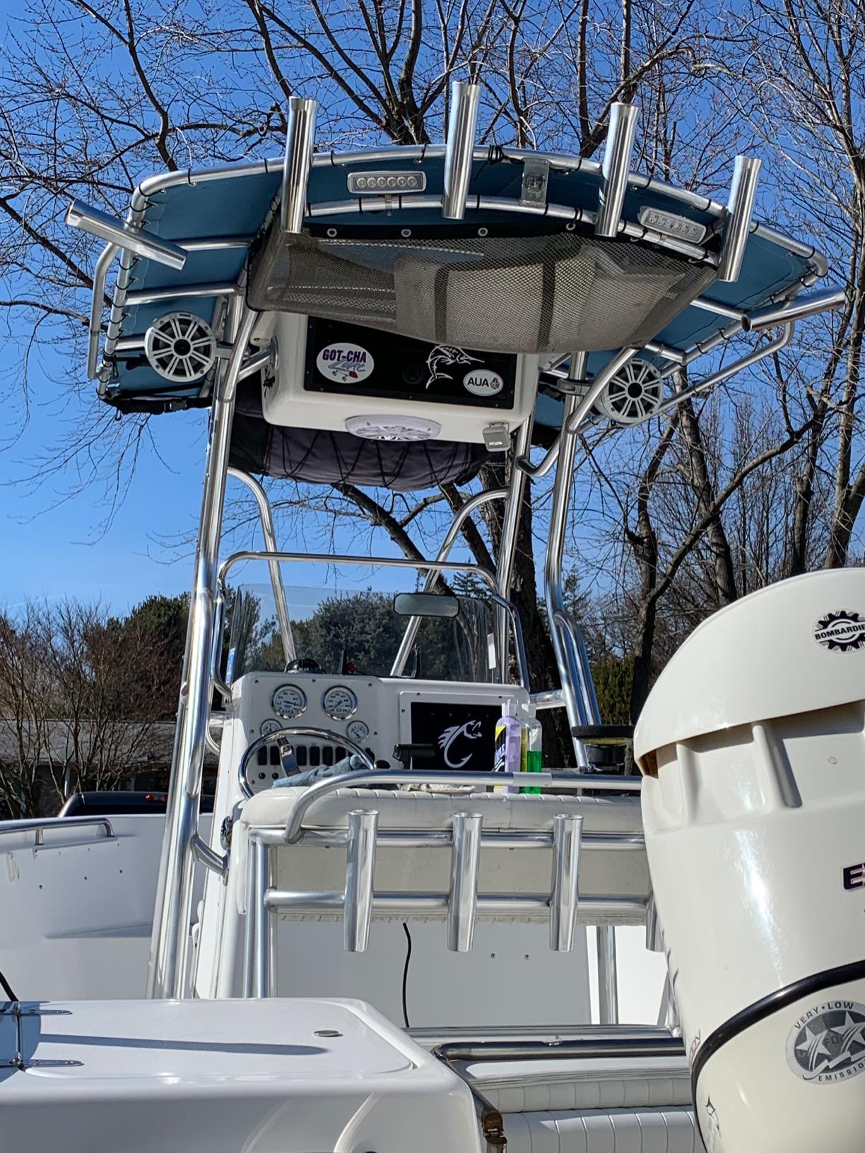 KICKER White Wake Tower System 6.5