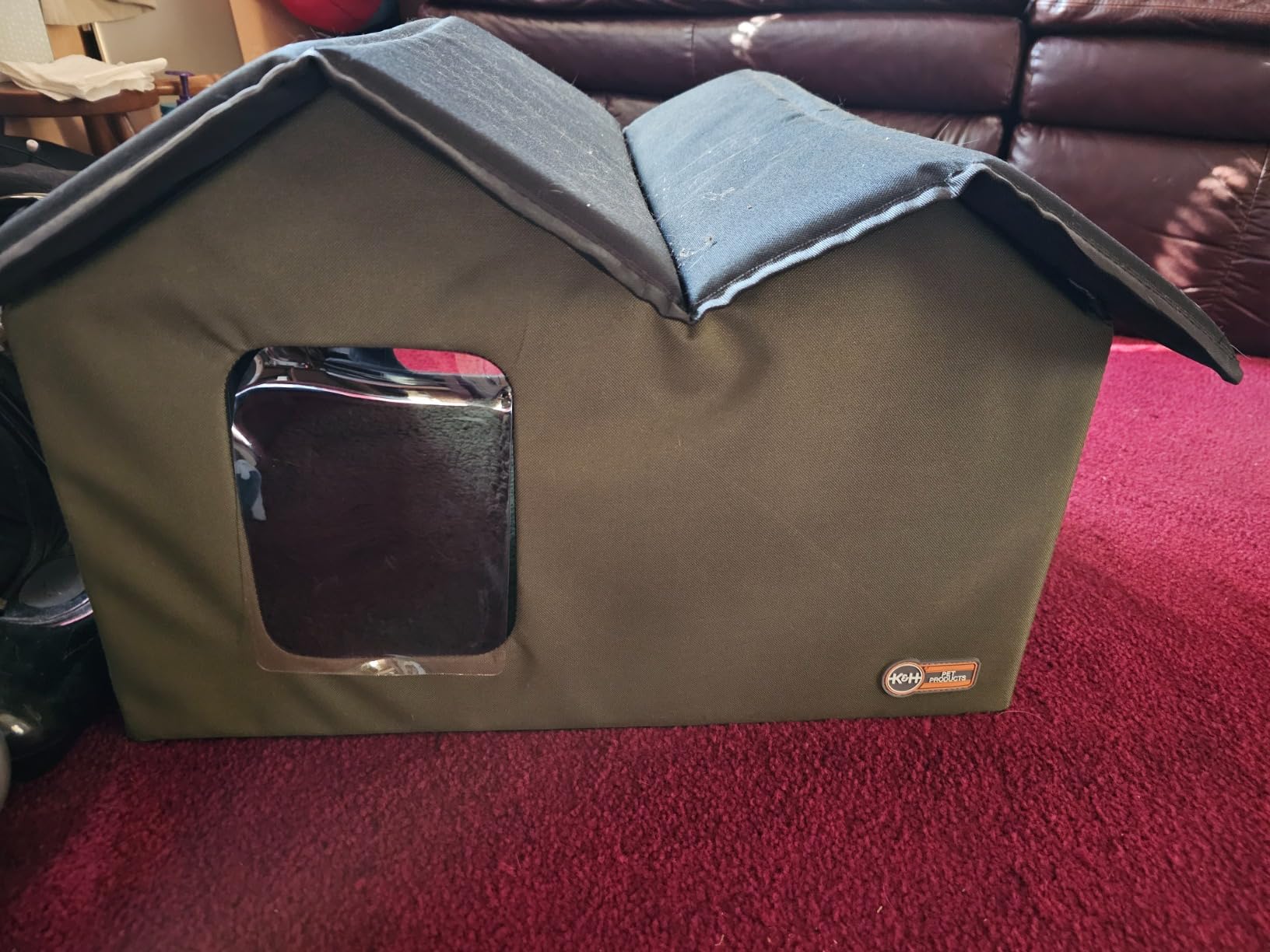 K&H Pet Products Extra-Wide Heated Cat House for Outside, Outdoor Cat House with 2 Safe Escape Doors, Weatherproof Insulated Stray & Feral Shelter with Waterproof Heated Bed, Safety Listed - Olive customer photo 1