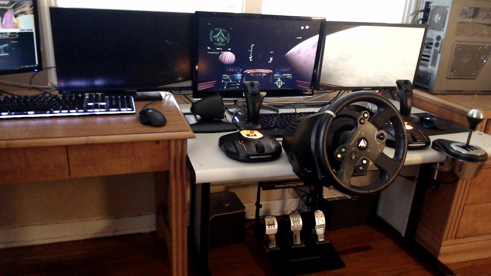 Thrustmaster T16000M FCS HOTAS (Compatible with PC) customer photo 1