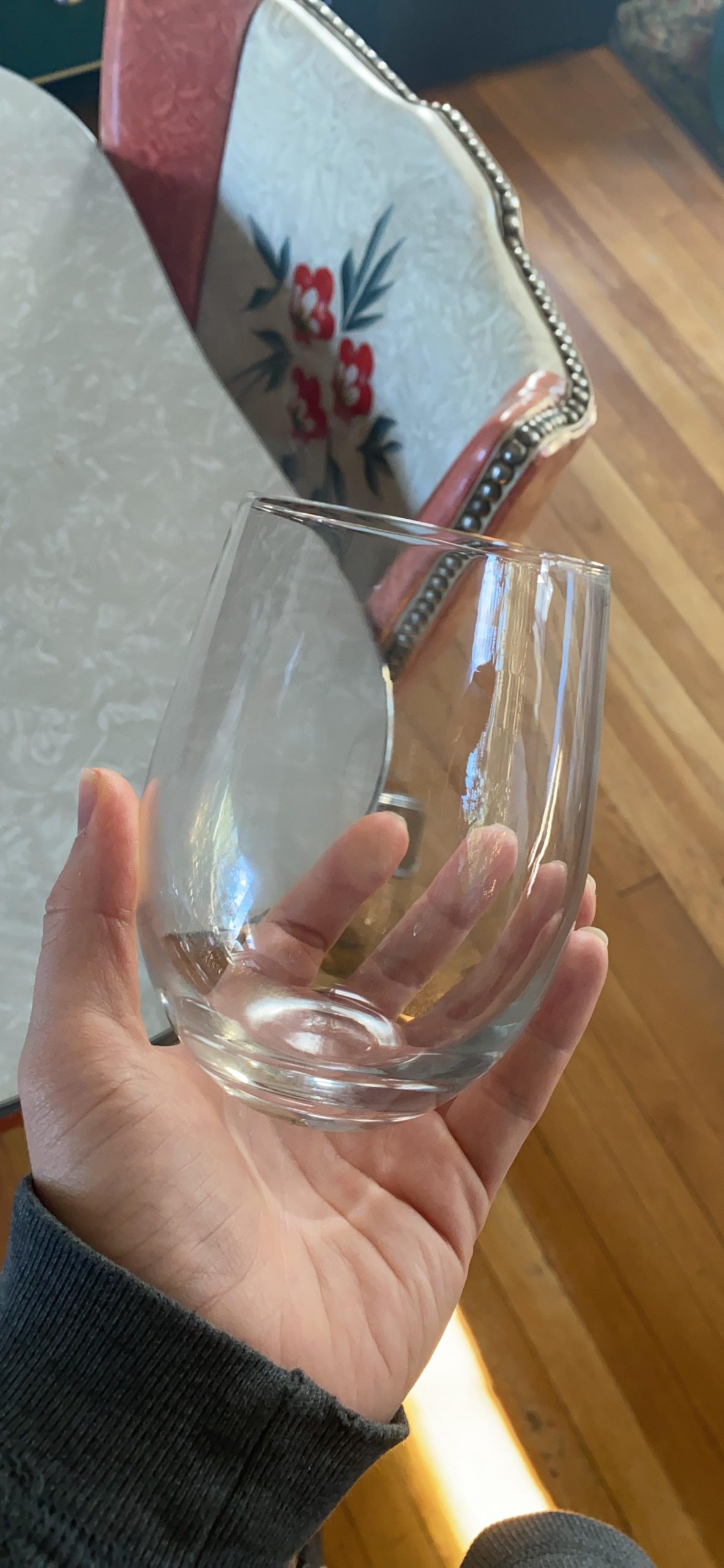 JoyJolt Spirits Stemless Wine Glasses for Red or White Wine (Set of 4) - 15-Ounces customer photo 2