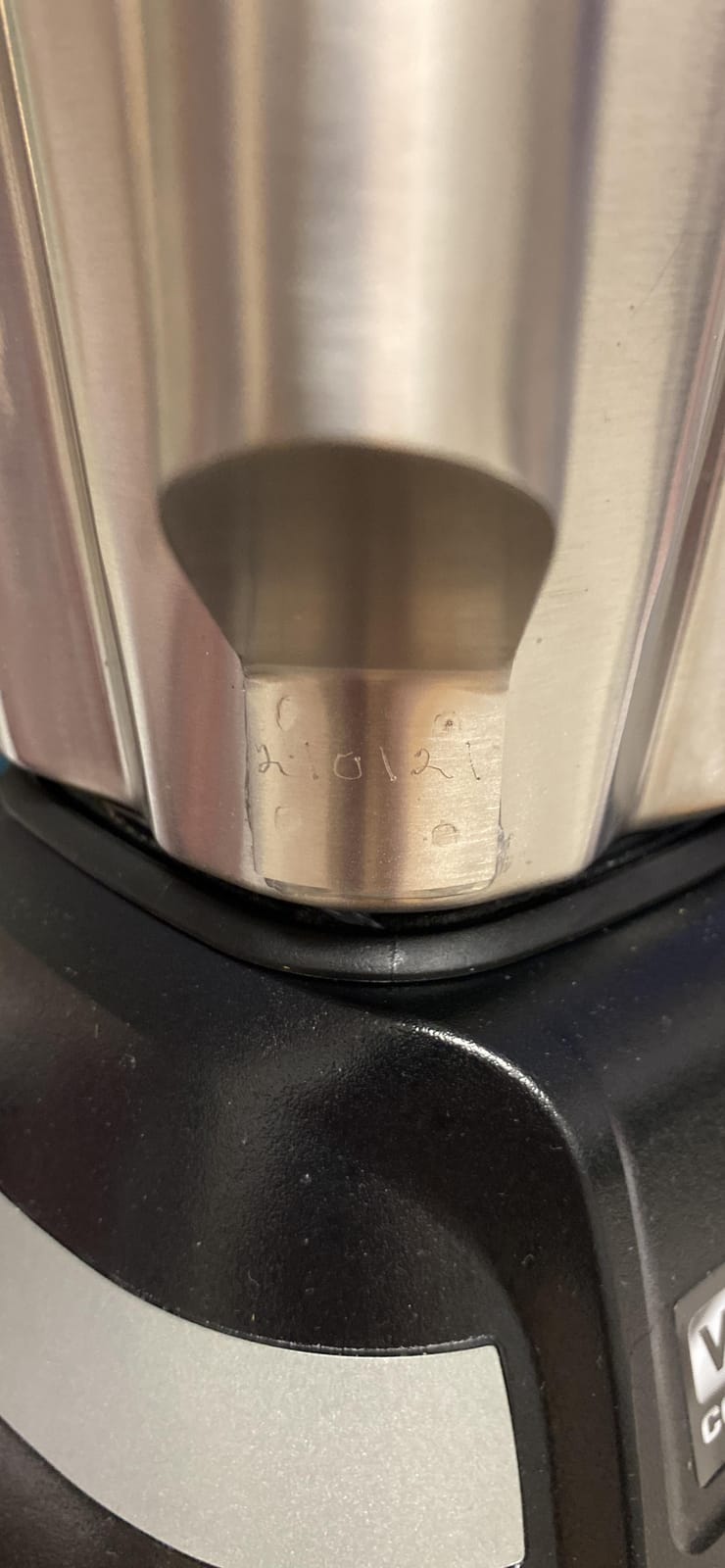 Waring Blade Blender with 48 oz Stainless Steel Jar & Toggle & Pulse | 1.5 Horsepower Motor, 2-Speed Toggle Controls with Pulse, 48 oz Stainless Steel Jar, for Bars & Restaurants, NSF Certified customer photo 2