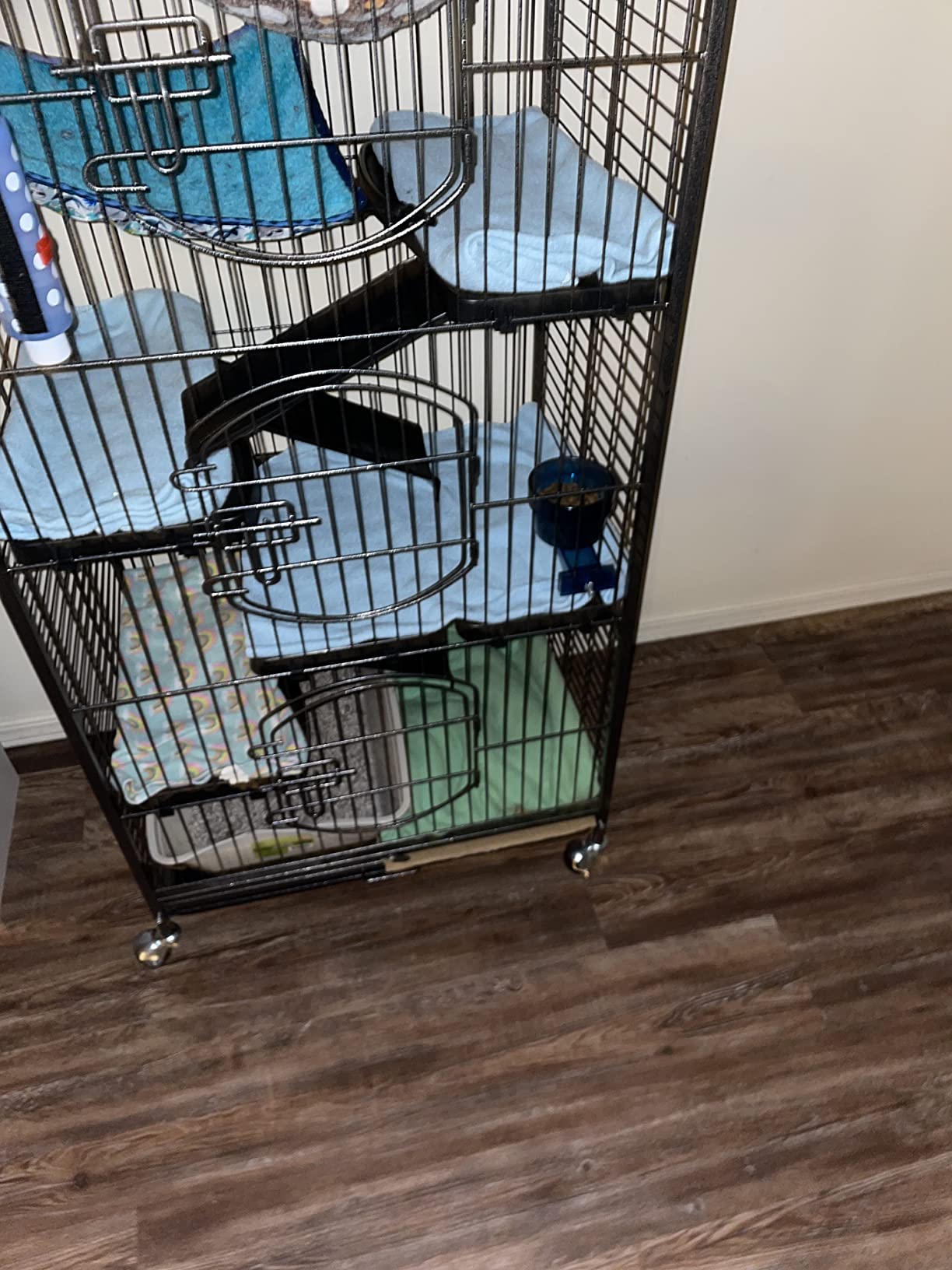 Yaheetech 52-inch Ferret Cage 6 Level Metal Rat Cage with 3 Front Doors/Feeder/Wheels Small Animal Cage for Ferret/Chinchilla/Bunny/Rabbit/Squirrel, Black customer photo 1