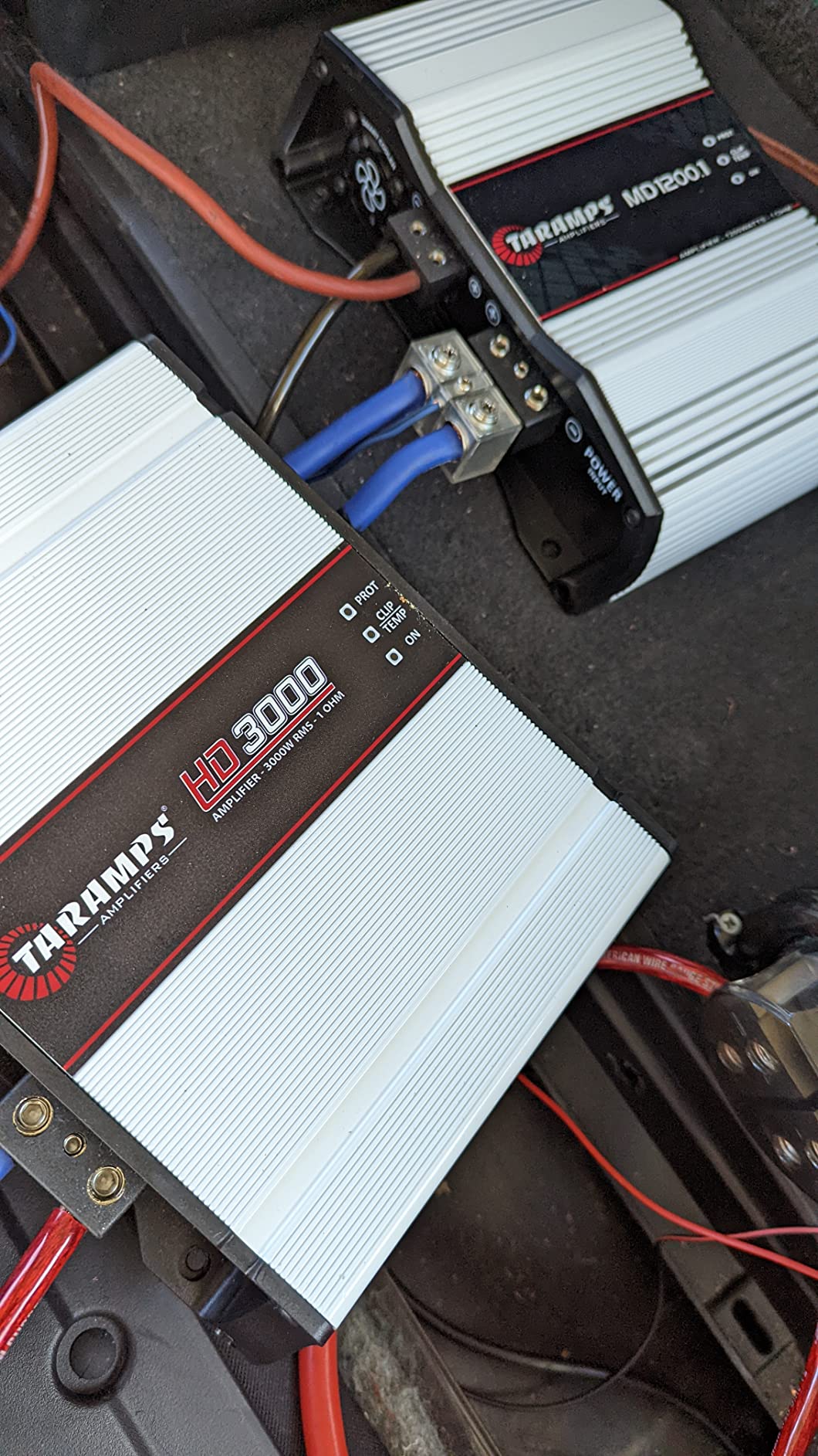 Taramps MD 1200.1 Channel 1200 Watts RMS 1 Ohm Car Amplifier customer photo 1
