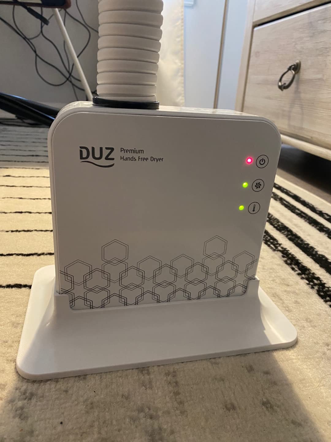 DUZ V2 Super Quiet Hands-Free Pet Dryer: Low-Noise Dog Dryer for Grooming, Reduces Labor & Stress, Ideal for Small Dogs and Cats, 1-Year Warranty customer photo 2