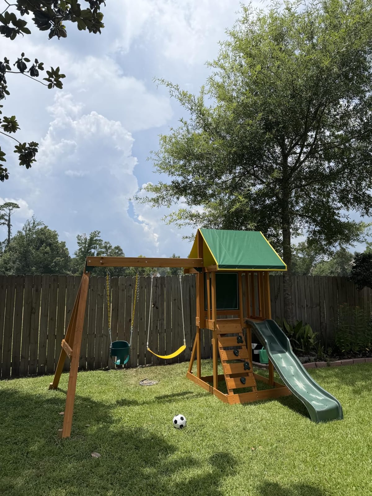 KidKraft Appleton Wooden Swing Set, (Amazon Exclusive) customer photo 1