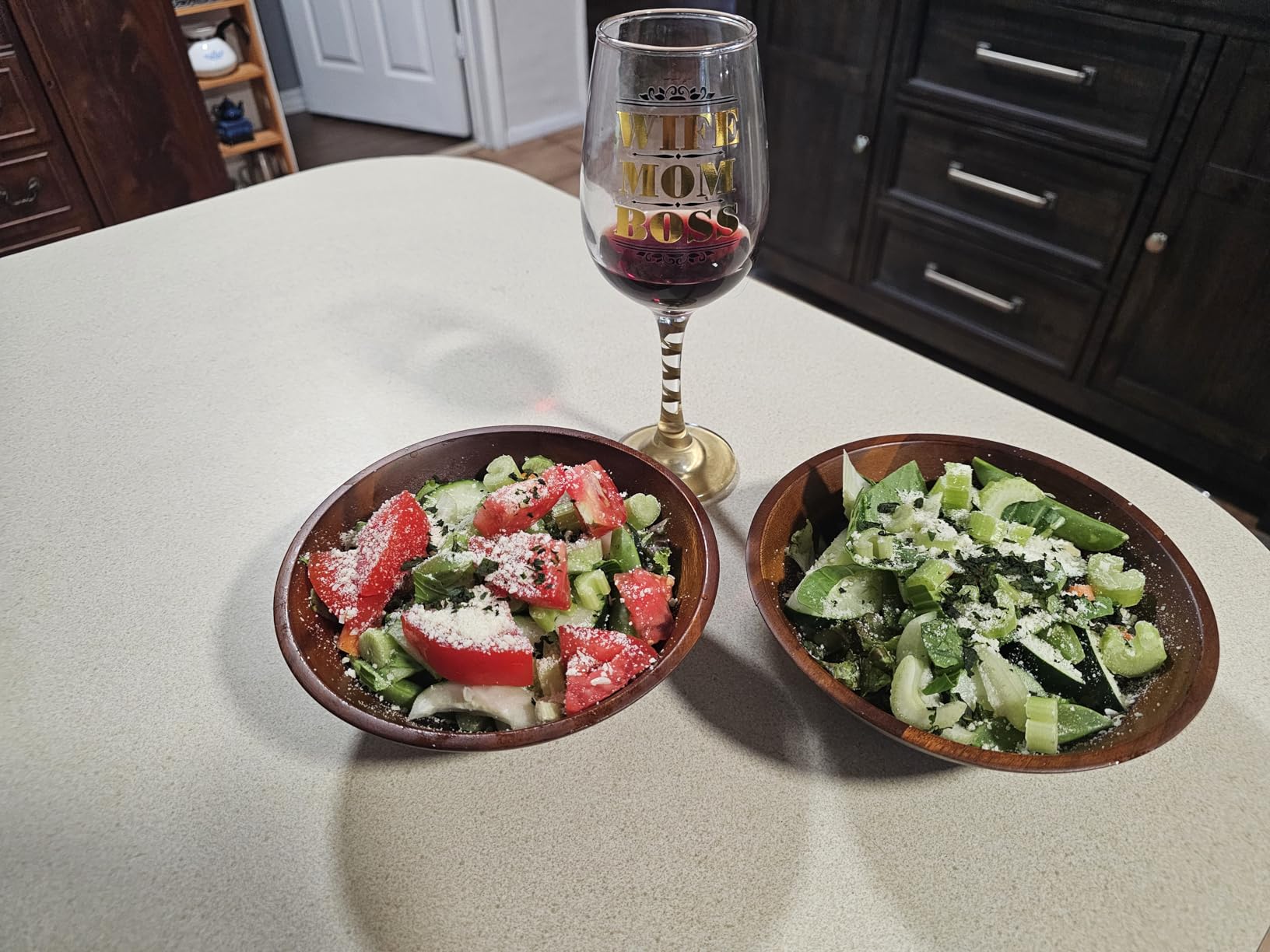 AIDEA Acacia Wooden Serving Bowls, 7 Inch Set of 4 for Salad, Soup, Noodle and More customer photo 1