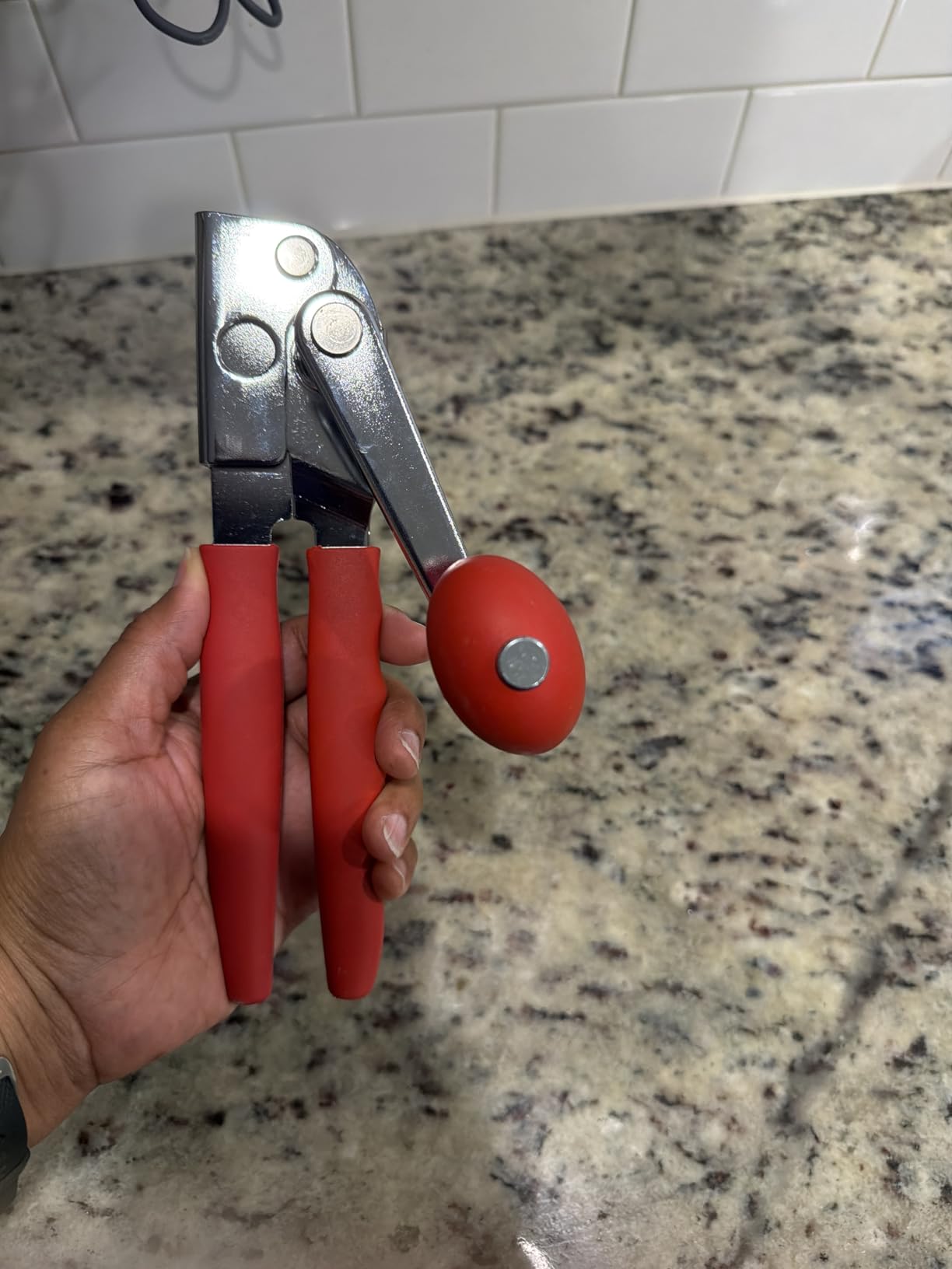 Chef Master Commercial Can Opener Heavy Duty - Manual Hand Crank for Large Cans with Anti-Slip Grip - Stainless Steel Restaurant Can Opener Manual for Seniors, Kitchen, Bars & Food Trucks - 90056 customer photo 2