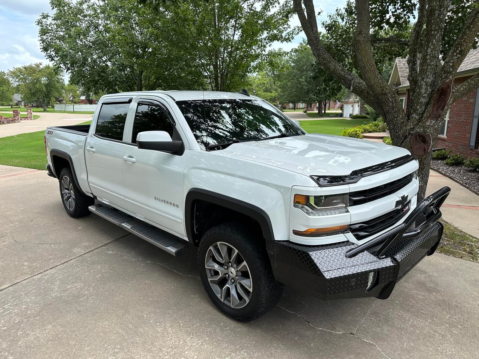 Tyger Auto Fender Flare Compatible with 2014-2018 Chevy Silverado 1500; 2015-2019 2500 3500HD 6.5' & 8' Bed, Fine-Textured Black Paintable Factory Style 6pc | TG-FF6C4368 customer photo 1